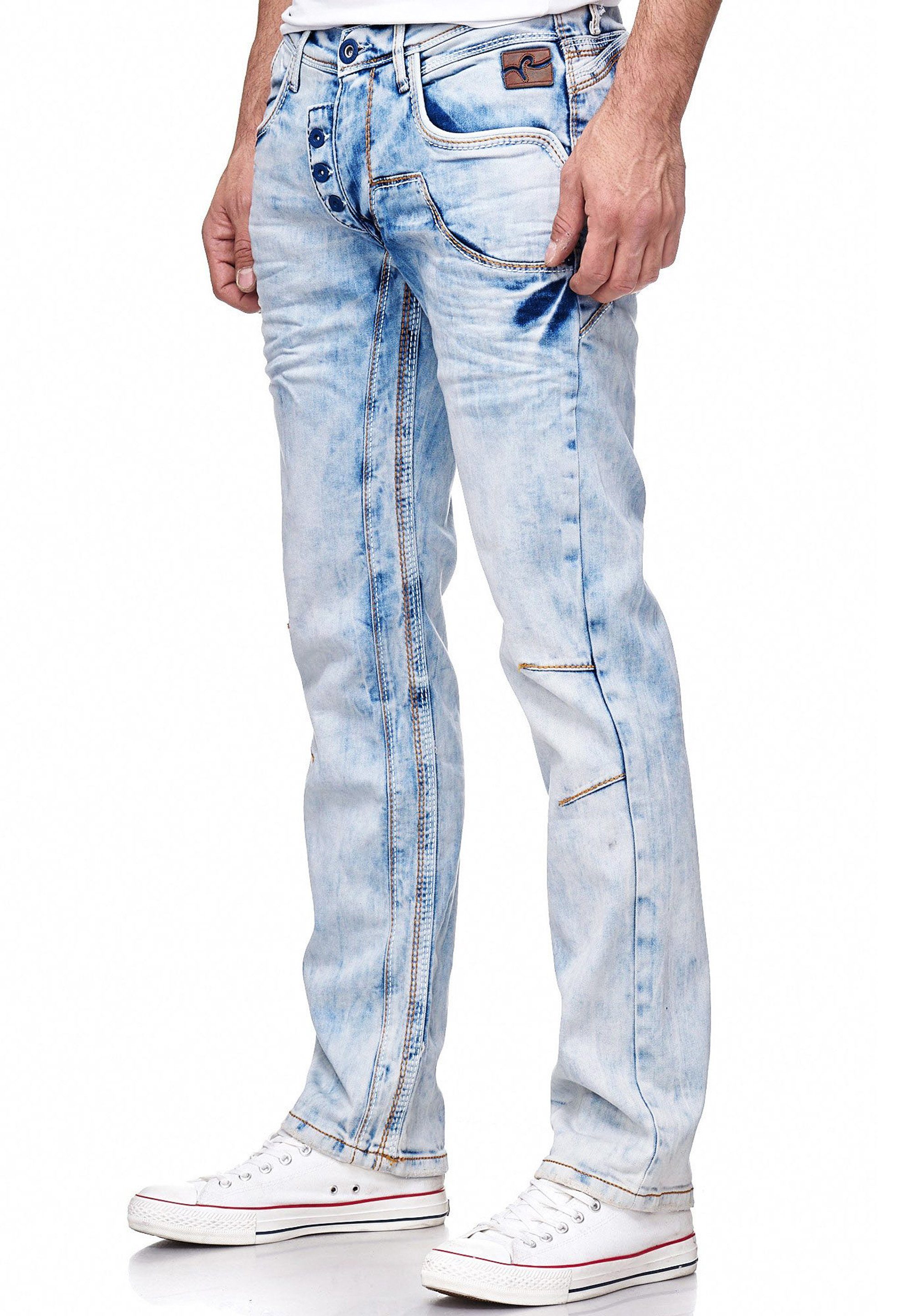 Rusty Neal Straight-Jeans im außergewöhnlichen Design