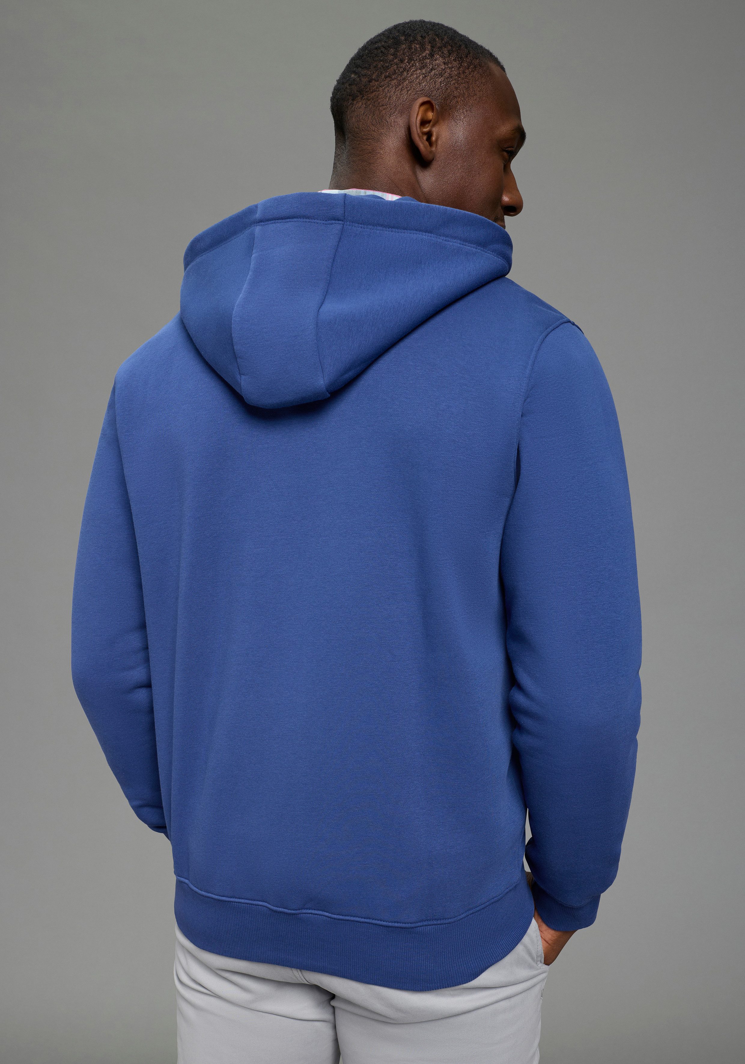 DELMAO Sweatjacke mit Kapuze, mit Kordelzug, aus angerauter Sweatware, mit günstig online kaufen