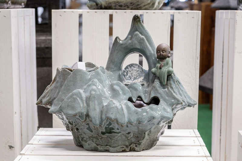 IDYL Zimmerbrunnen IDYL Zimmerbrunnen aus Keramik mit Buddha-Figur