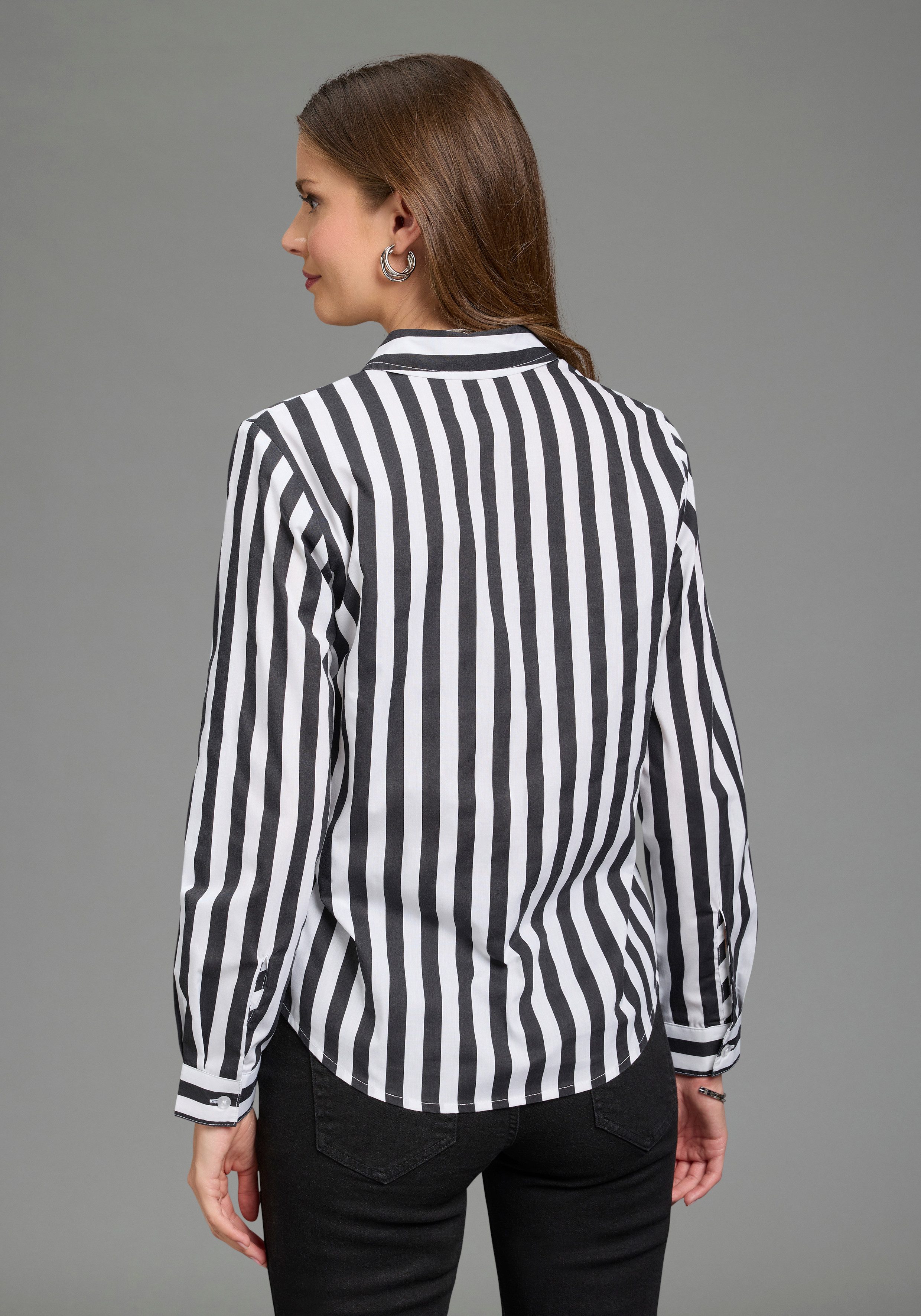 Laura Scott Klassische Bluse figurumspielende Passform, mit 1-Knopf-Manschette, gestreifte Optik – Bild 2 von 5