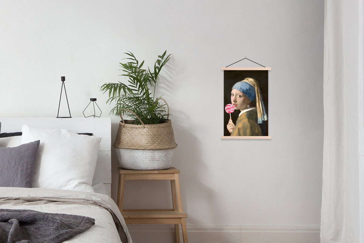 MuchoWow Poster Posterleiste, Magnetisch Lollipop Wohnzimmer, mit Johannes Textilposter St), Perlenohrring - (1 Bilderleiste, Vermeer Rosa, Mädchen - - für