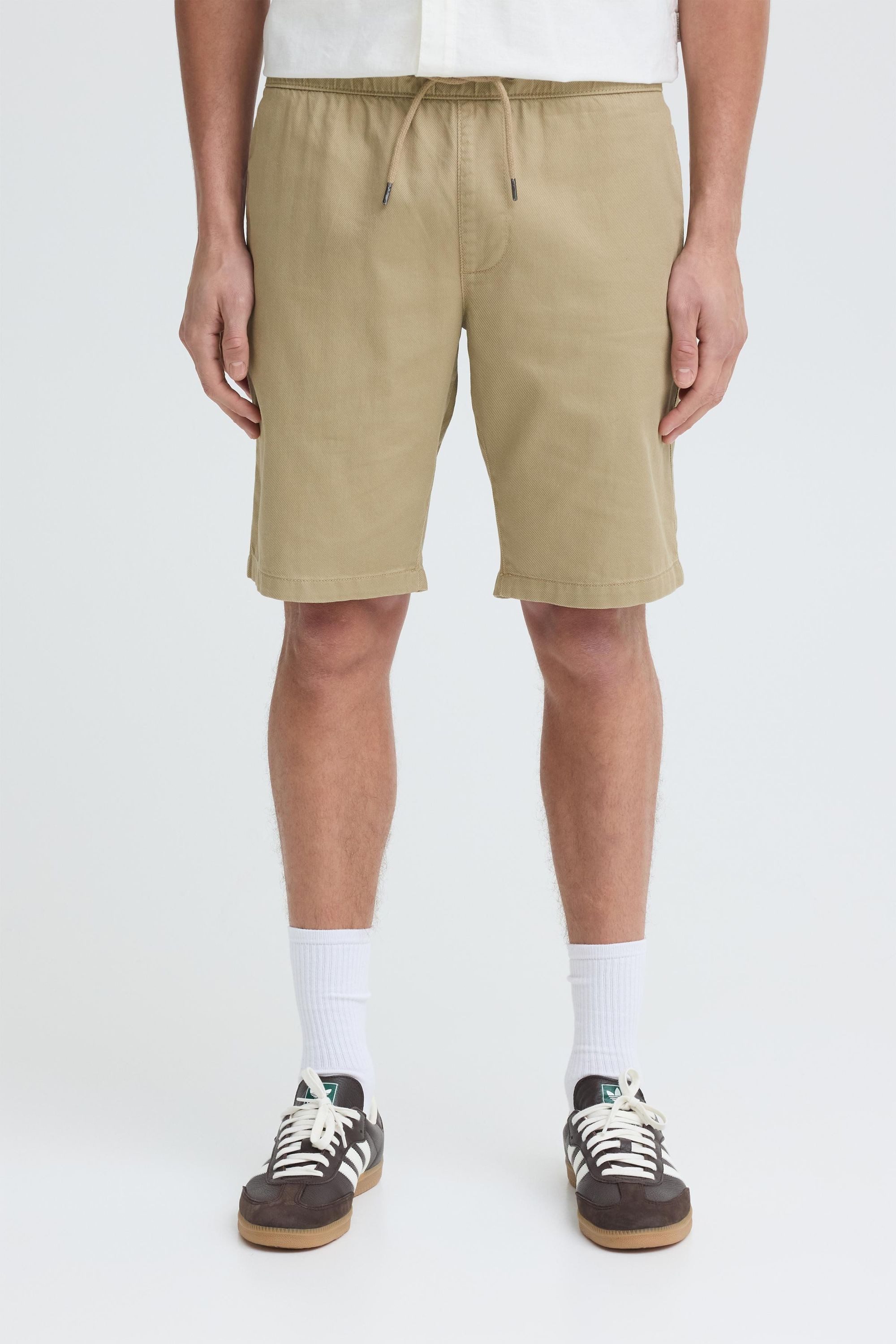 Indicode Chinoshorts IDZarwyn Schöne Chinoshorts mit elastischem Bund und Kordel