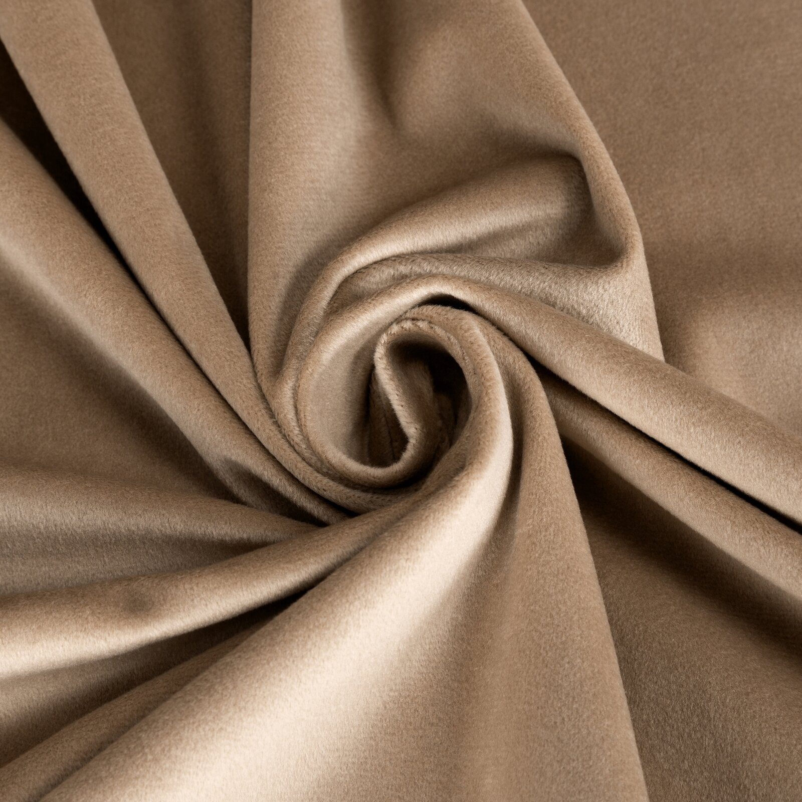 Eurofirany Vorhang VELVET (2 St), Ösen, blickdicht, Samt, 2er-Set Ösenschals aus Velvet, mit mittlerem Verdunkelungsgrad