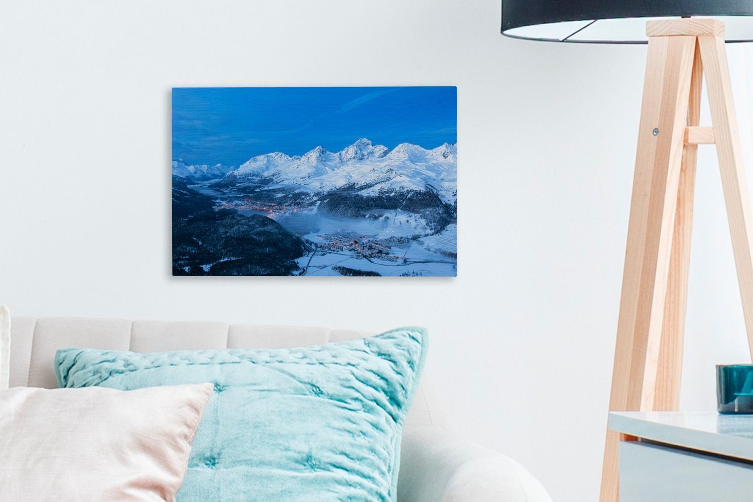 Wanddeko, Schweiz (1 Leinwandbilder, cm Winter, in Leinwandbild Engadiner Aufhängefertig, St), 30x20 OneMillionCanvasses® Wandbild der im Tal
