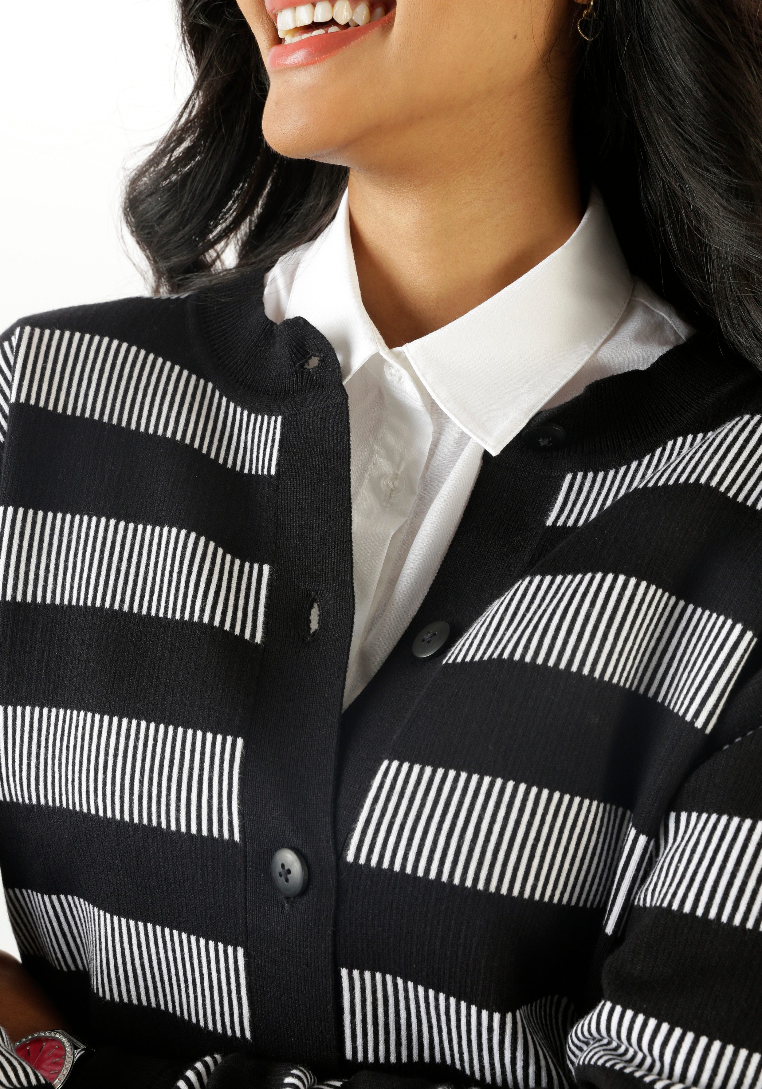 Aniston SELECTED Strickjacke im trendigen Streifen-Dessin