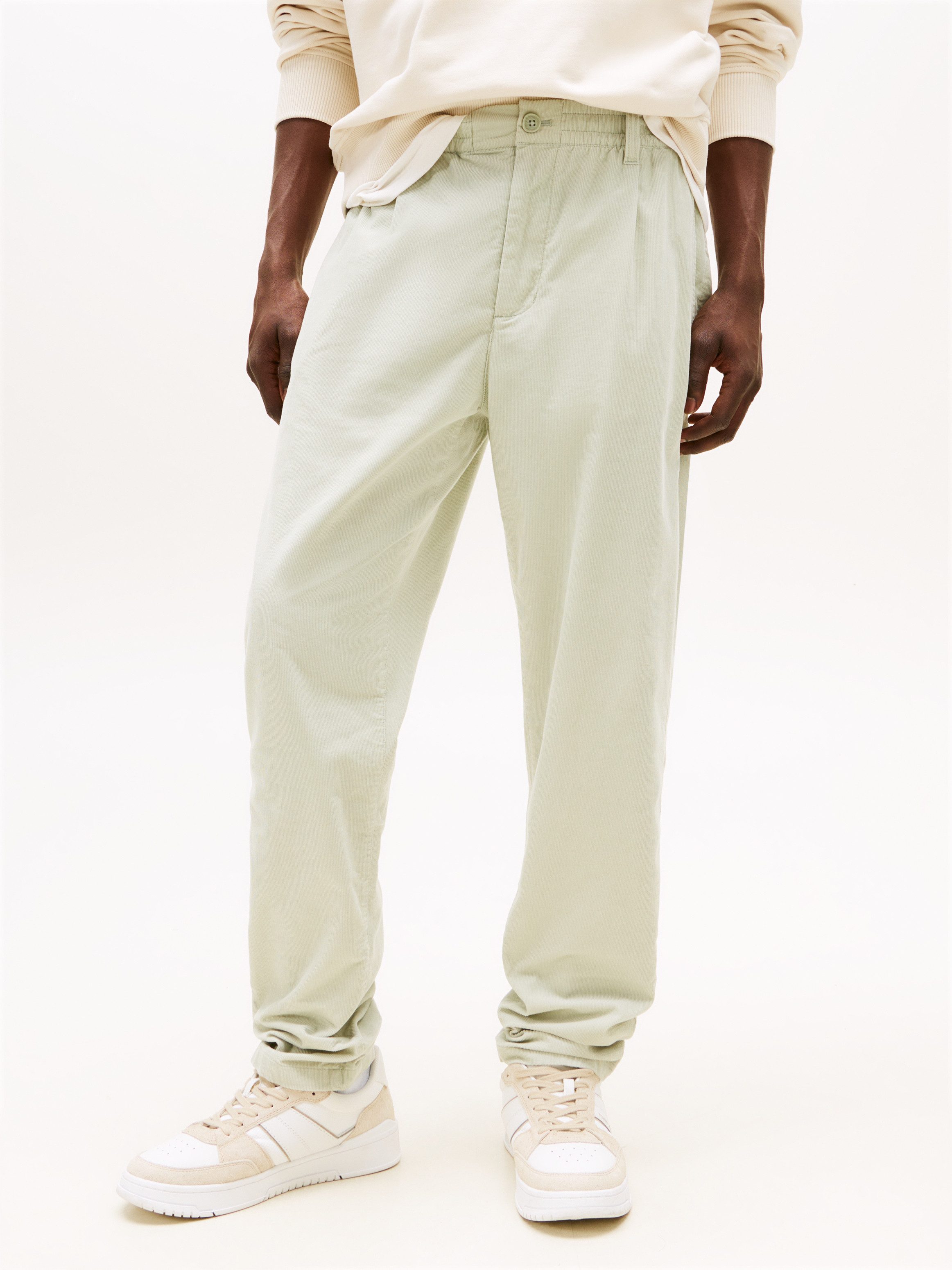 Tommy Jeans Stoffhose TJM ISAAC LIGHT CORD PANTS Mit Gürtelschlaufen günstig online kaufen