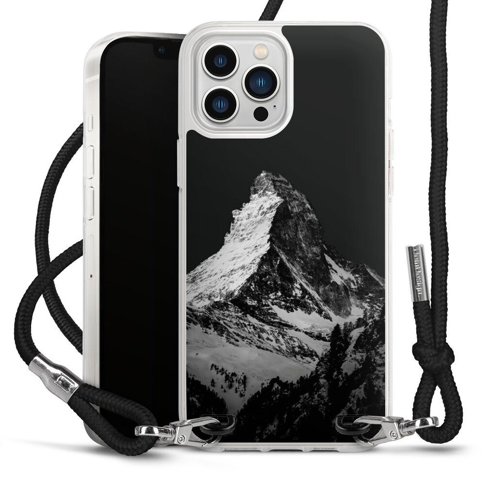 DeinDesign Handyhülle Berg Schnee Alpspitze Snow Capped Mountains Grayscale, Apple iPhone 13 Pro Max Handykette Hülle mit Band Case zum Umhängen