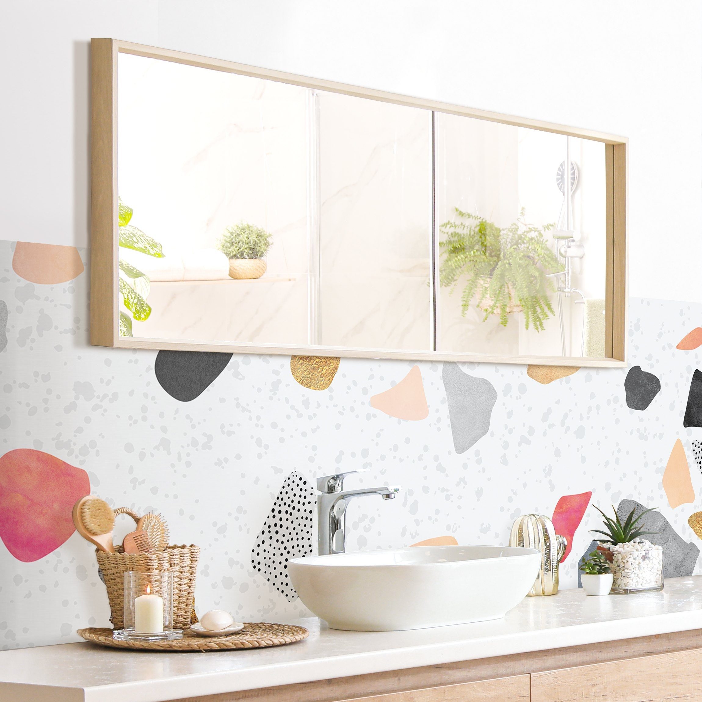 Bilderdepot24 Badrückwand weiss fugenlose Wandverkleidung Bad Abstrakt, (Hartfolie matt » Selbstklebend SMART 0,35 mm), wasserfestes Wandpaneel Weißer Terrazzo Goldsteinchen