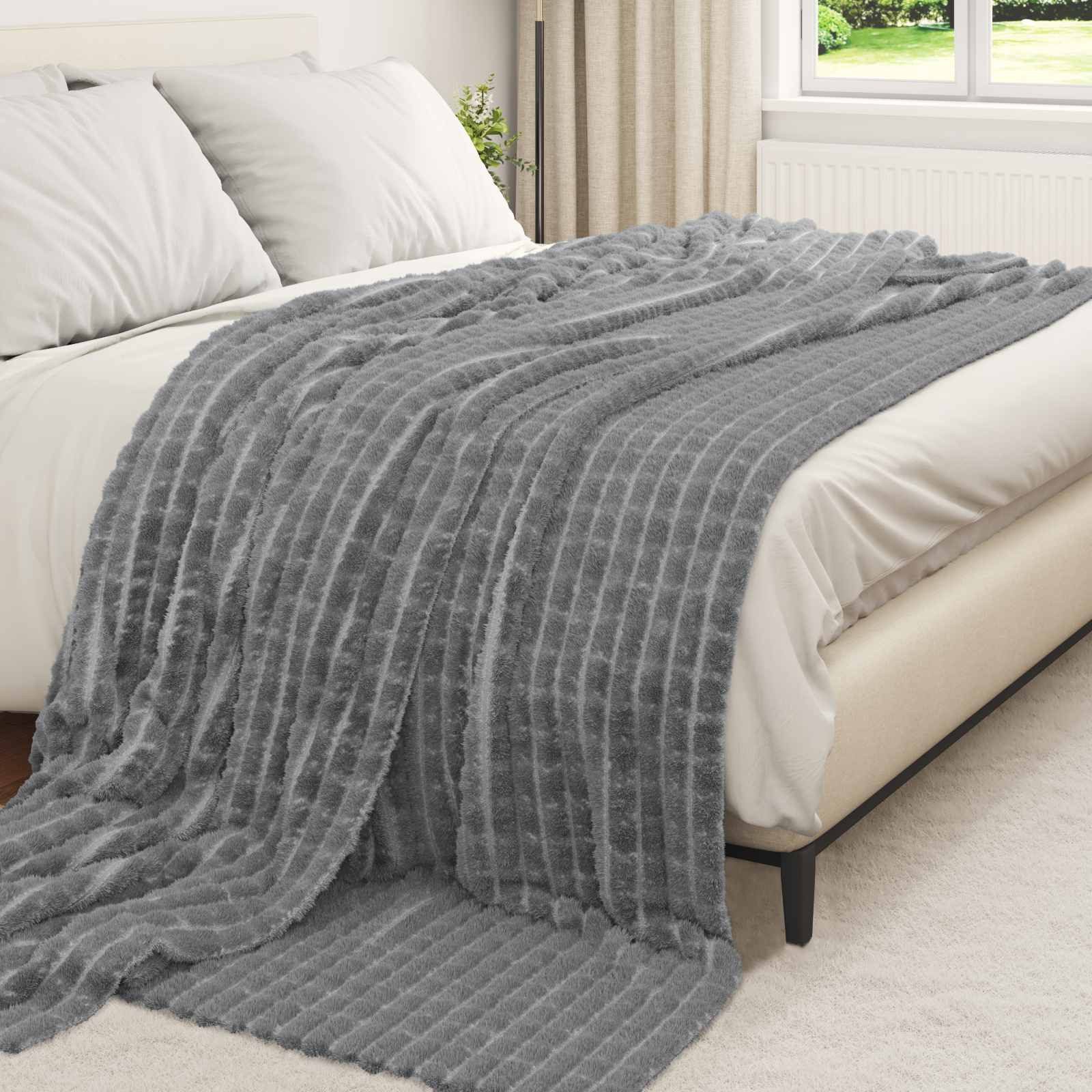 vidaXL Bettüberwurf Überwurfdecke Dunkelgrau 240 x 220 cm Fleece
