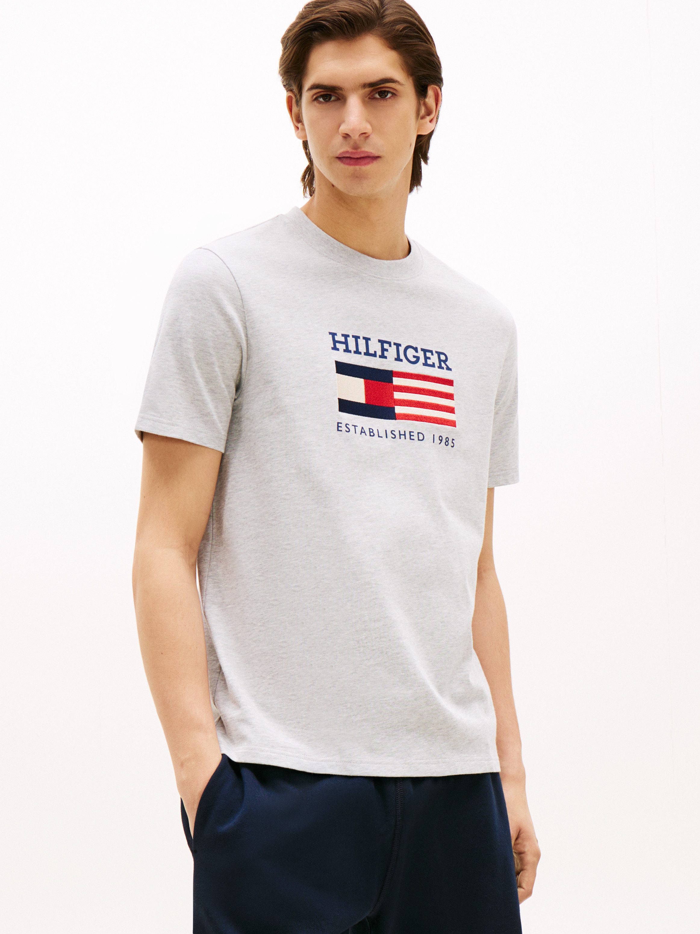 Tommy Hilfiger T-Shirt AMERICANA MONOTYPE FLAG BOX TEE Mit markanter Sticke günstig online kaufen