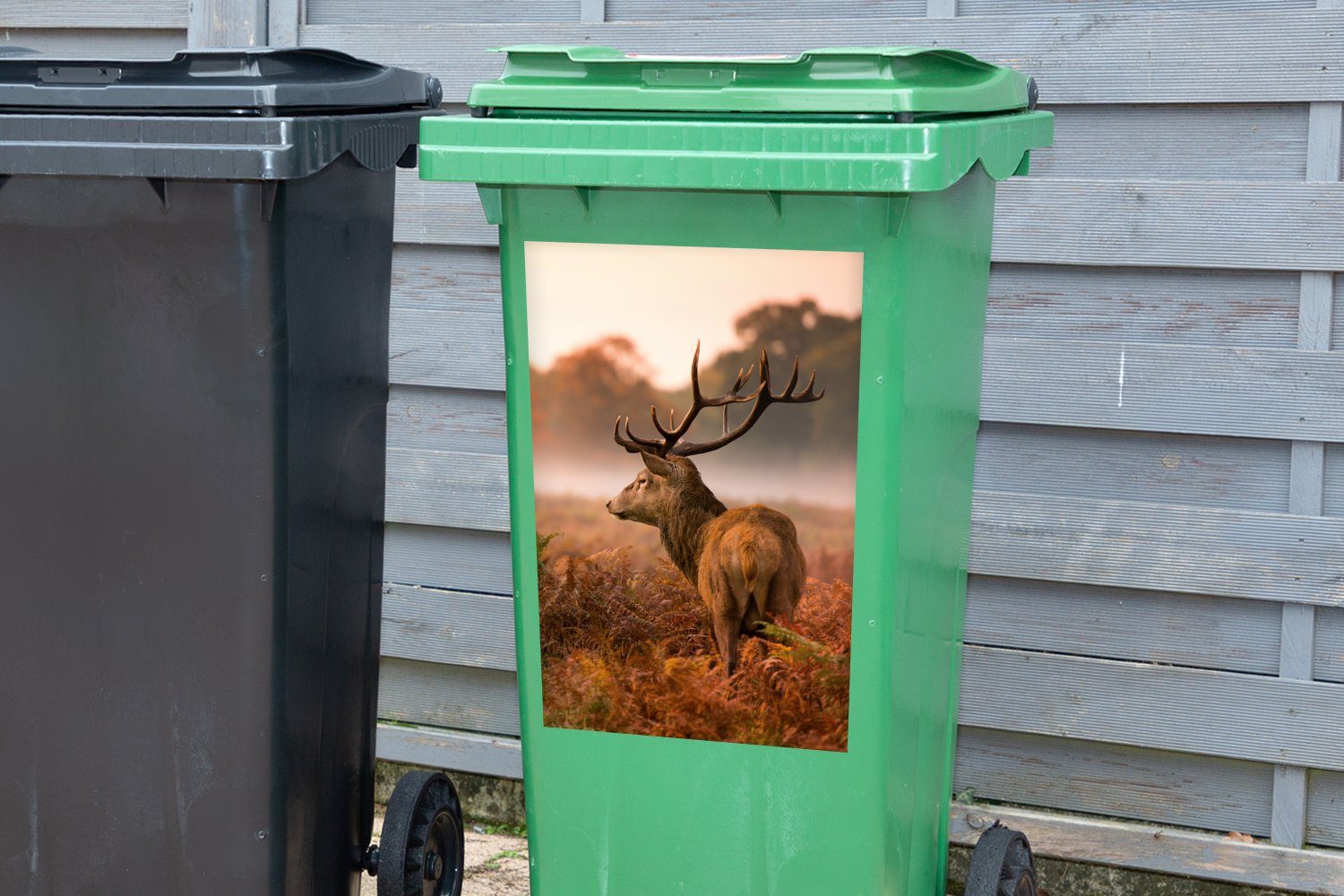 Container, (1 - Sticker, Mülltonne, Wandsticker St), MuchoWow Hirsche - Nebel Herbst Abfalbehälter Mülleimer-aufkleber,