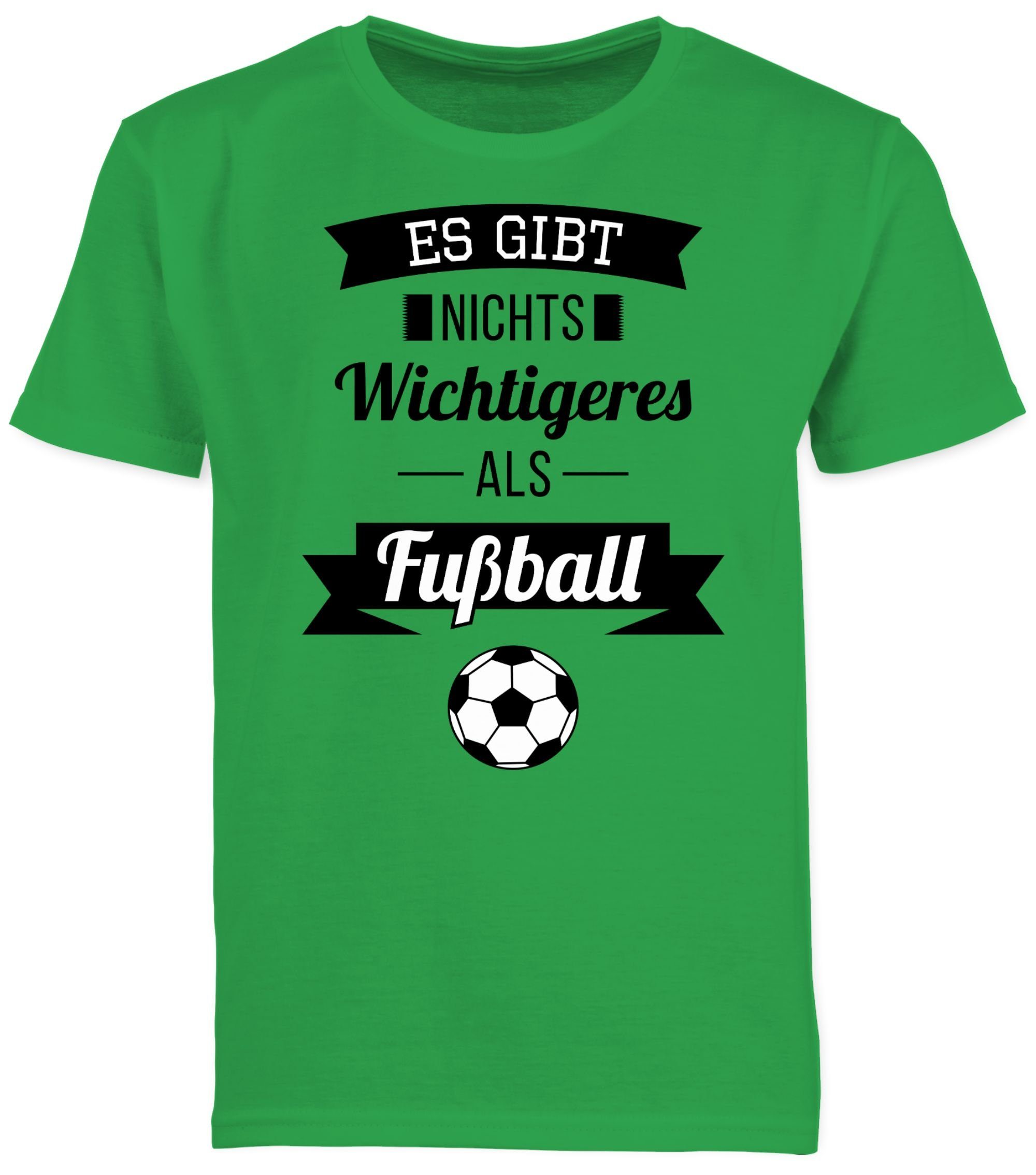 T-Shirt Es gibt nichts Wichtigeres als Fußball