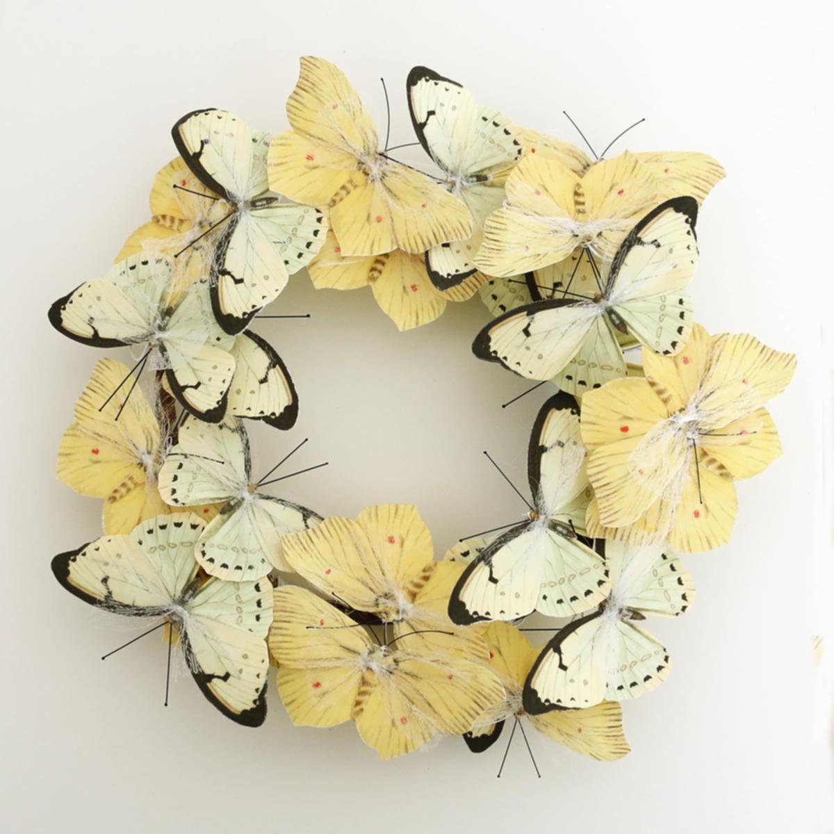 440s 30 D ca. Kranz mit cm 440s hell-gelben Dekokranz Schmetterlingen