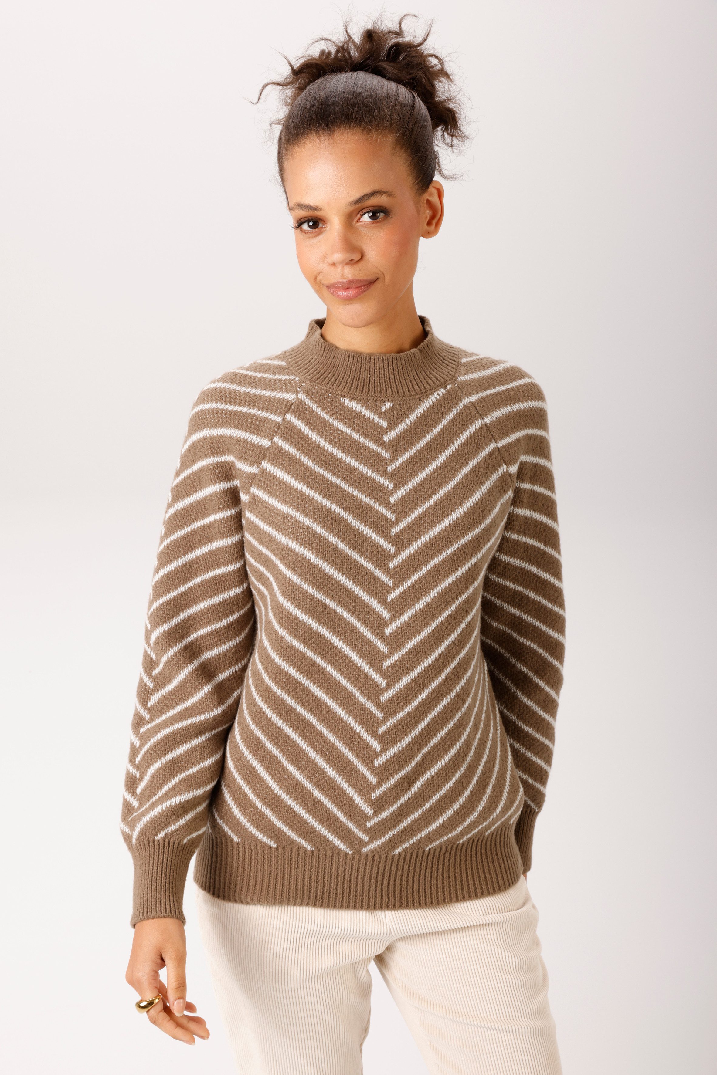 Aniston CASUAL Strickpullover im extravaganten Streifen-Dessin - NEUE KOLLEKTION. € 39,99, (€ 39,99 pro 1 Stk).
