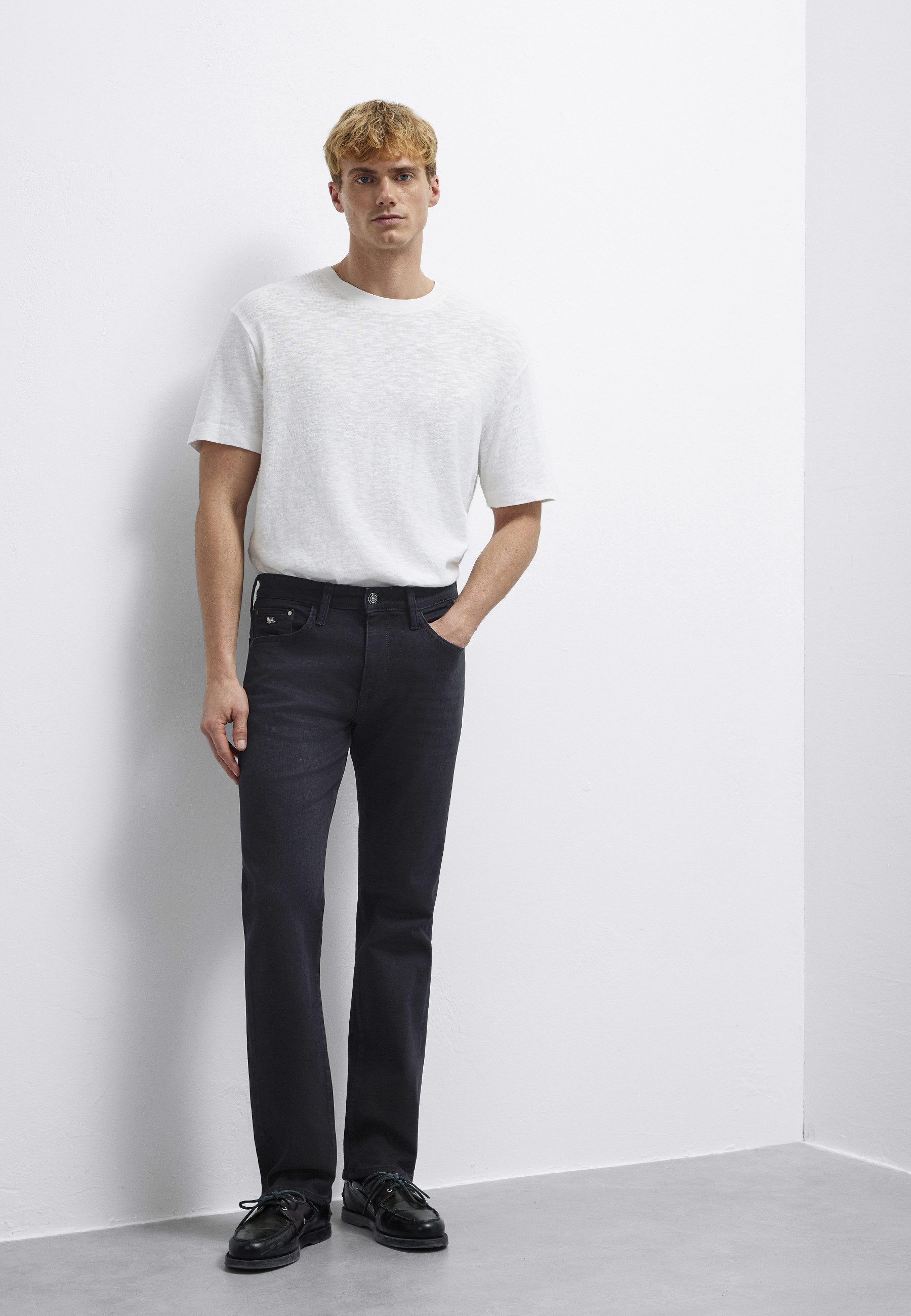 Gerade Jeans HUNTER