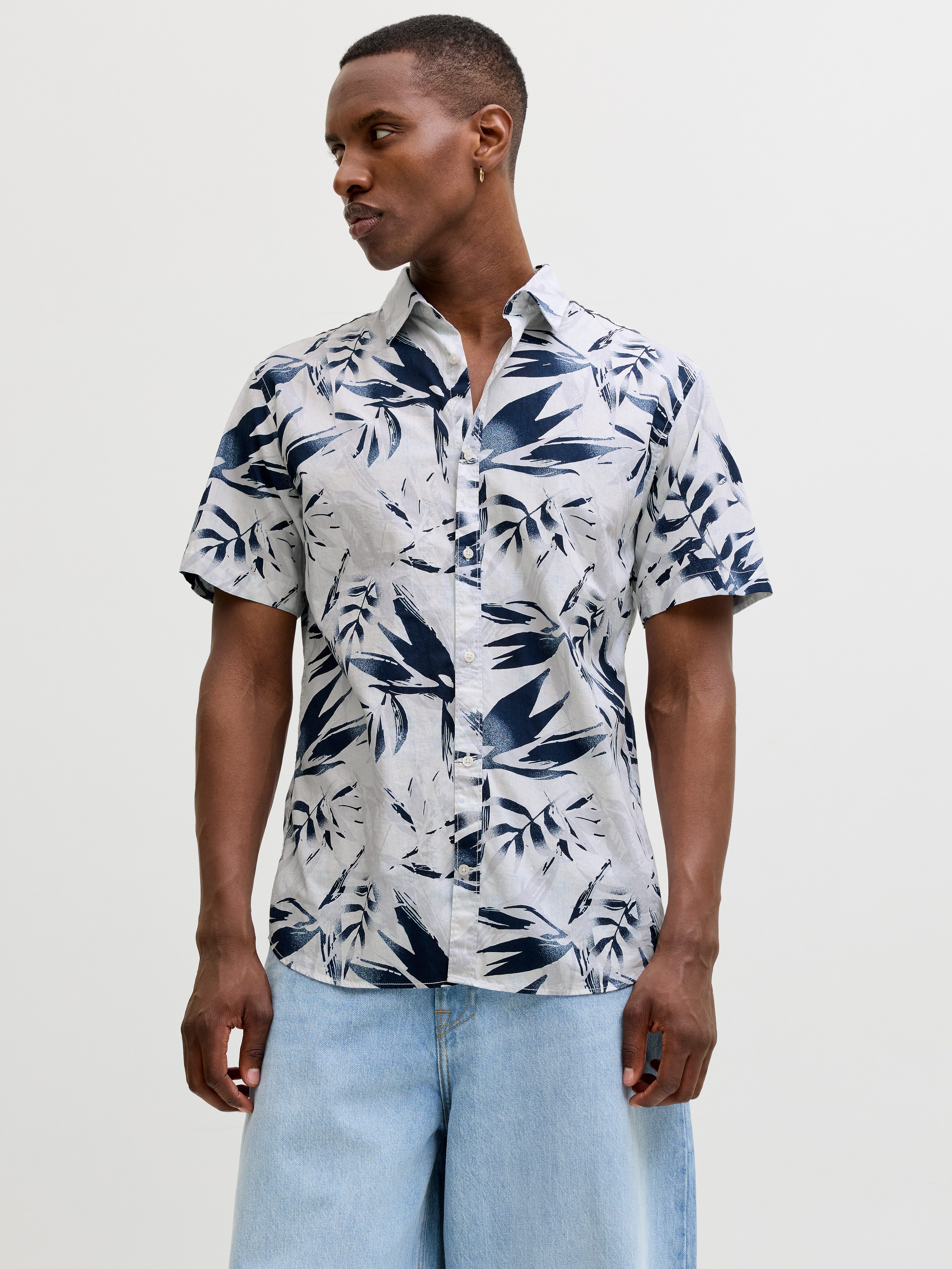 Jack & Jones Kurzarmhemd JJHONOLULU AOP SHIRT SS günstig online kaufen
