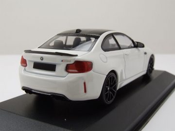 Minichamps Modellauto BMW M2 CS 2020 weiß mit schwarzen Felgen Modellauto 1:43 Minichamps, Maßstab 1:43