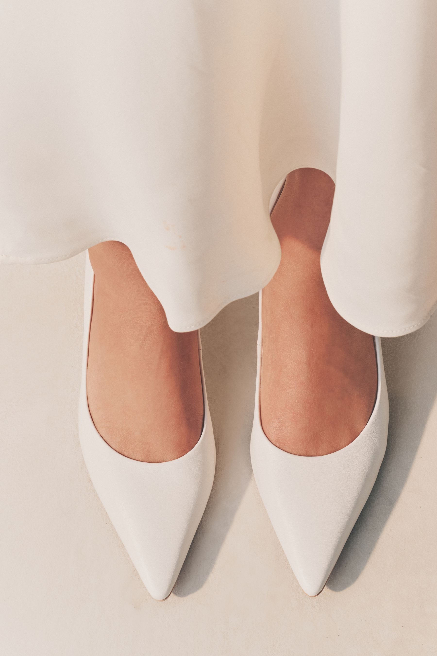 Next Forever Comfort® Spitze Kitten-Heels aus Leder Pumps (1-tlg) günstig online kaufen