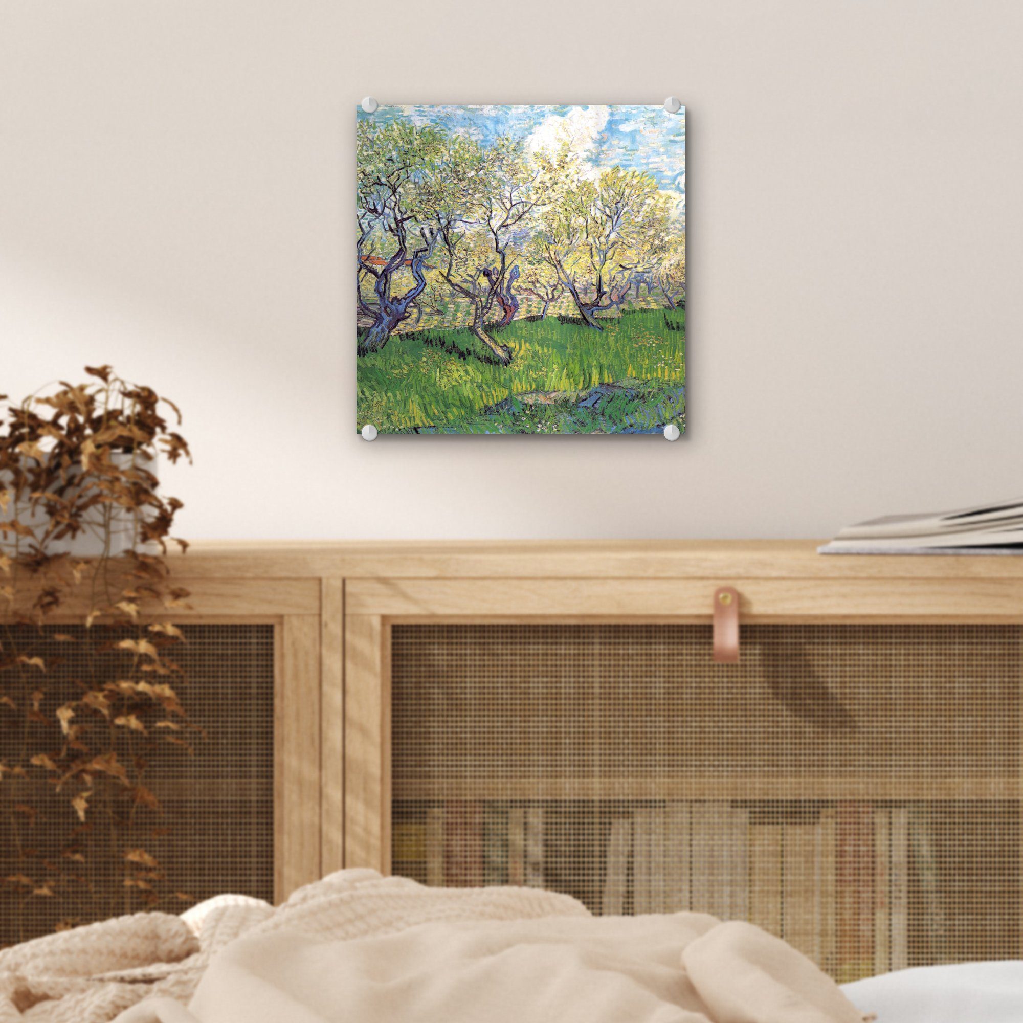 von - Obstgarten (1 - Vincent mit - Glas MuchoWow blühenden Gogh, - van Acrylglasbild auf auf Pflaumen Glas Wanddekoration Foto Wandbild St), Glasbilder Gemälde Bilder