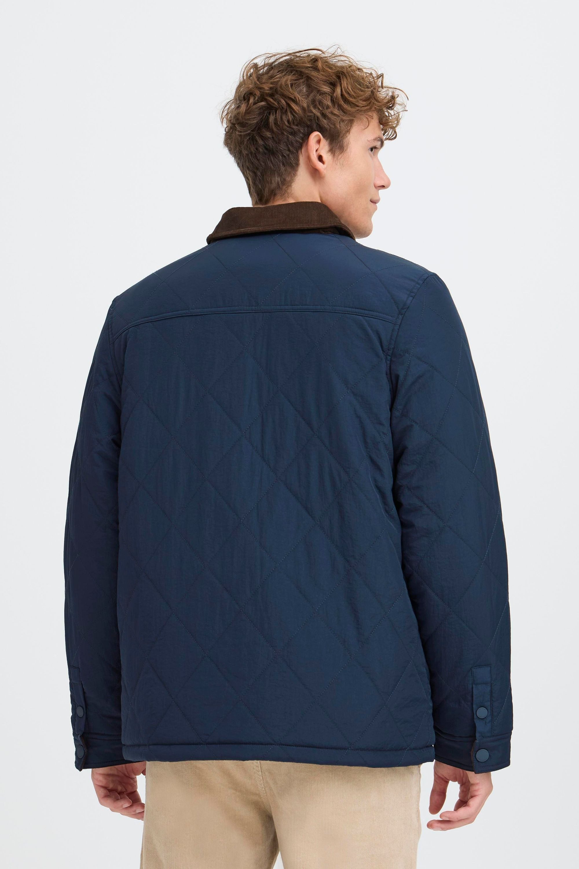 Kronstadt Steppjacke KSDyotton Stilvolle Steppjacke mit praktischen Eingrifftaschen – Bild 4 von 5