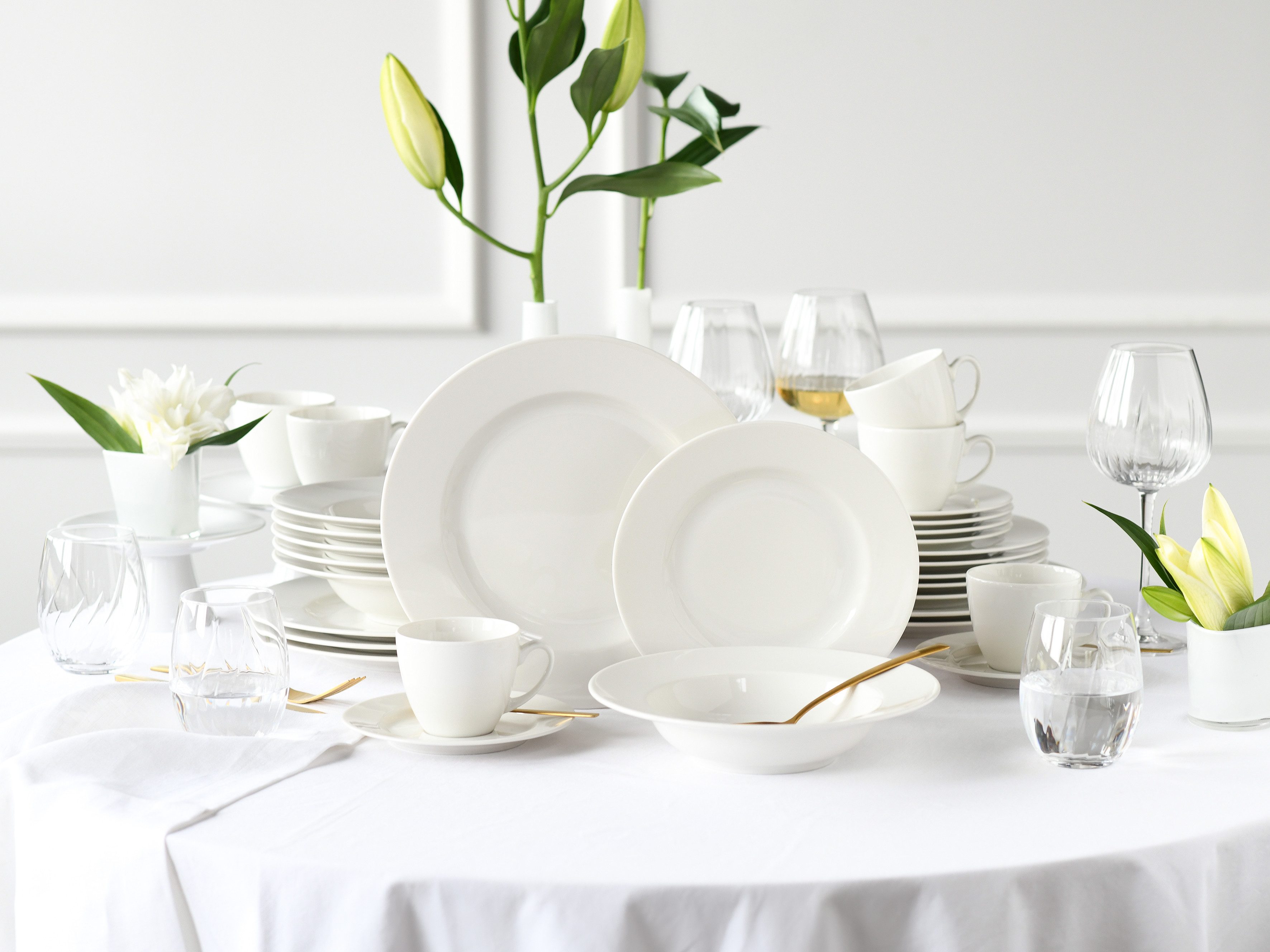 CreaTable Kombiservice Venice, Service 30-tlg. (30-tlg), 30 Personen, Porzellan, Klassische Tischkultur, Zeitlose Eleganz