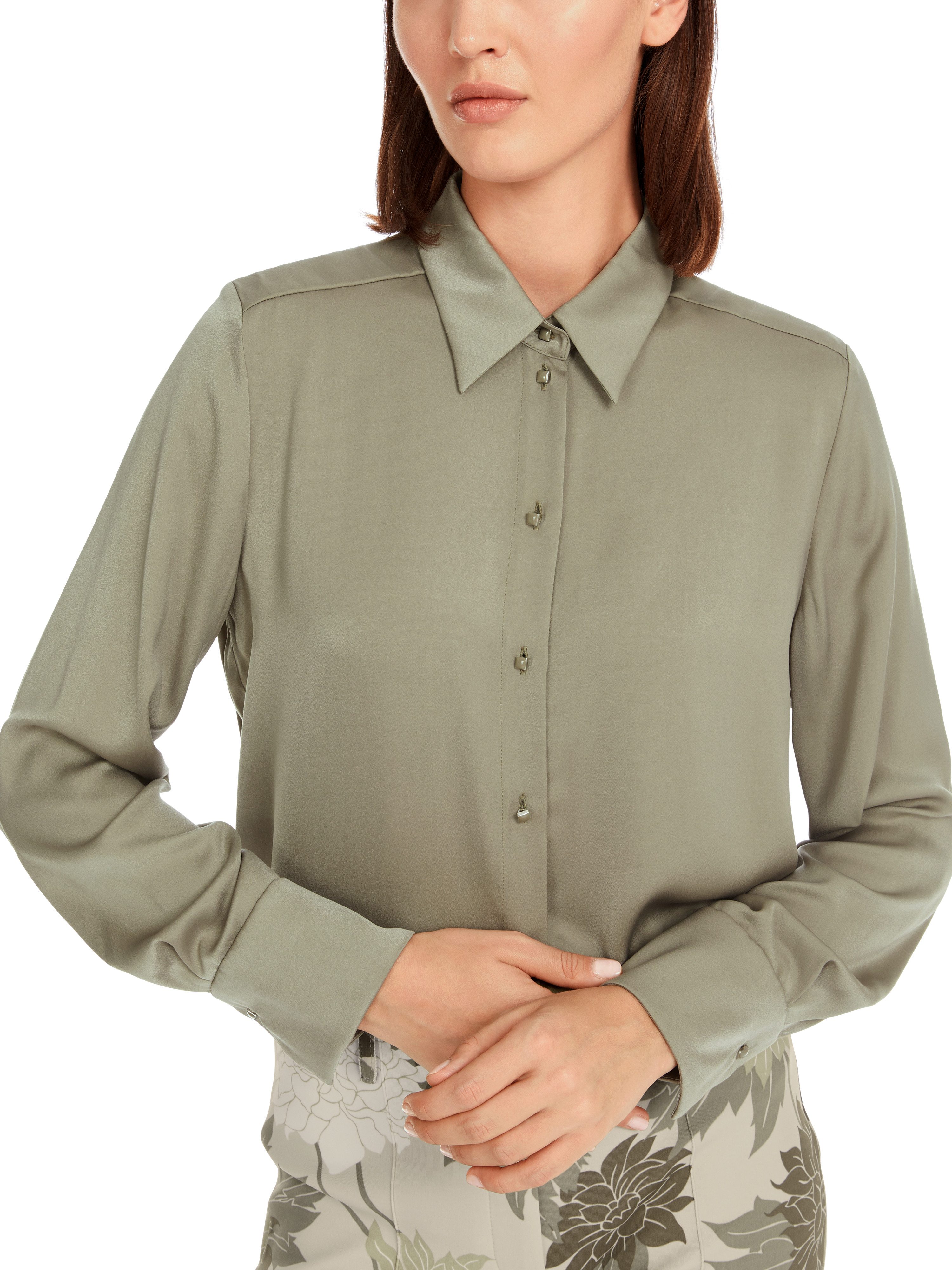 Marc Cain Crepebluse "Noble Neutrals" Premium Damenmode Bluse im Viskosecrê günstig online kaufen