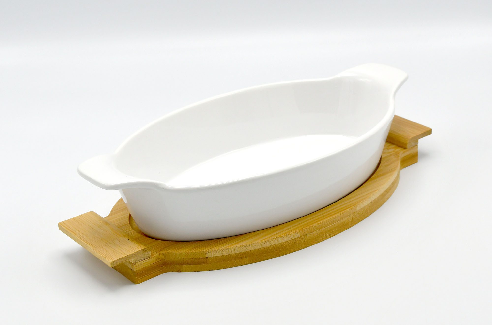 Florina Auflaufform Auflaufform Backform Lasagneform Keramik oval 28,5cm PM311, Keramik, (2-St), mit Griffen mit Bambus Untersetzer 28,5 cm