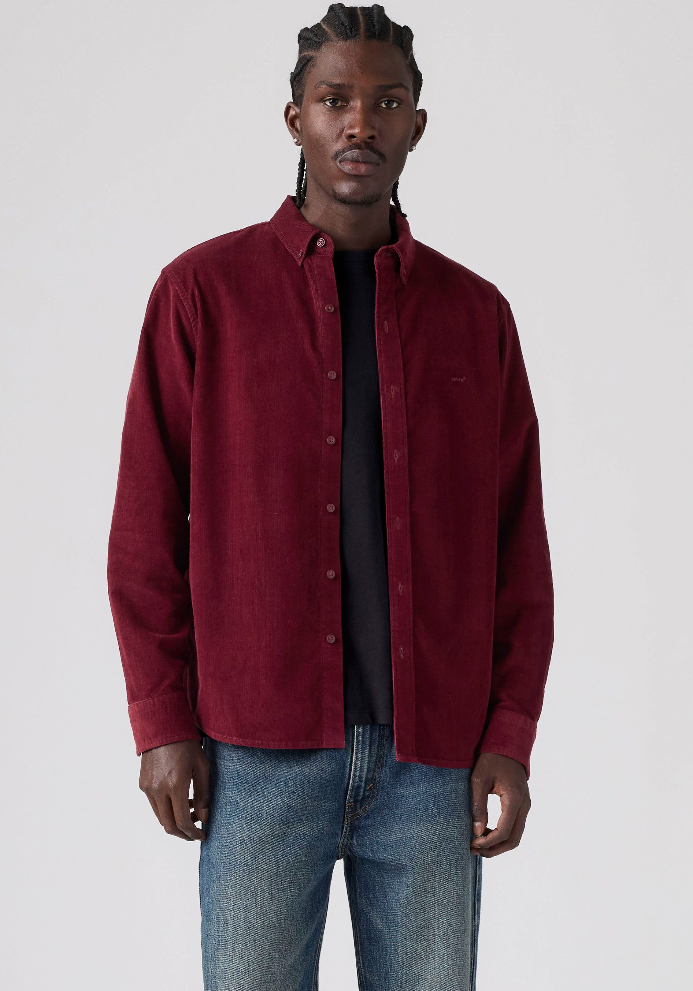 Levi's® Langarmhemd AUTHENTIC BUTTON DOWN mit Ton-in-Ton Logostickerei auf der Brust