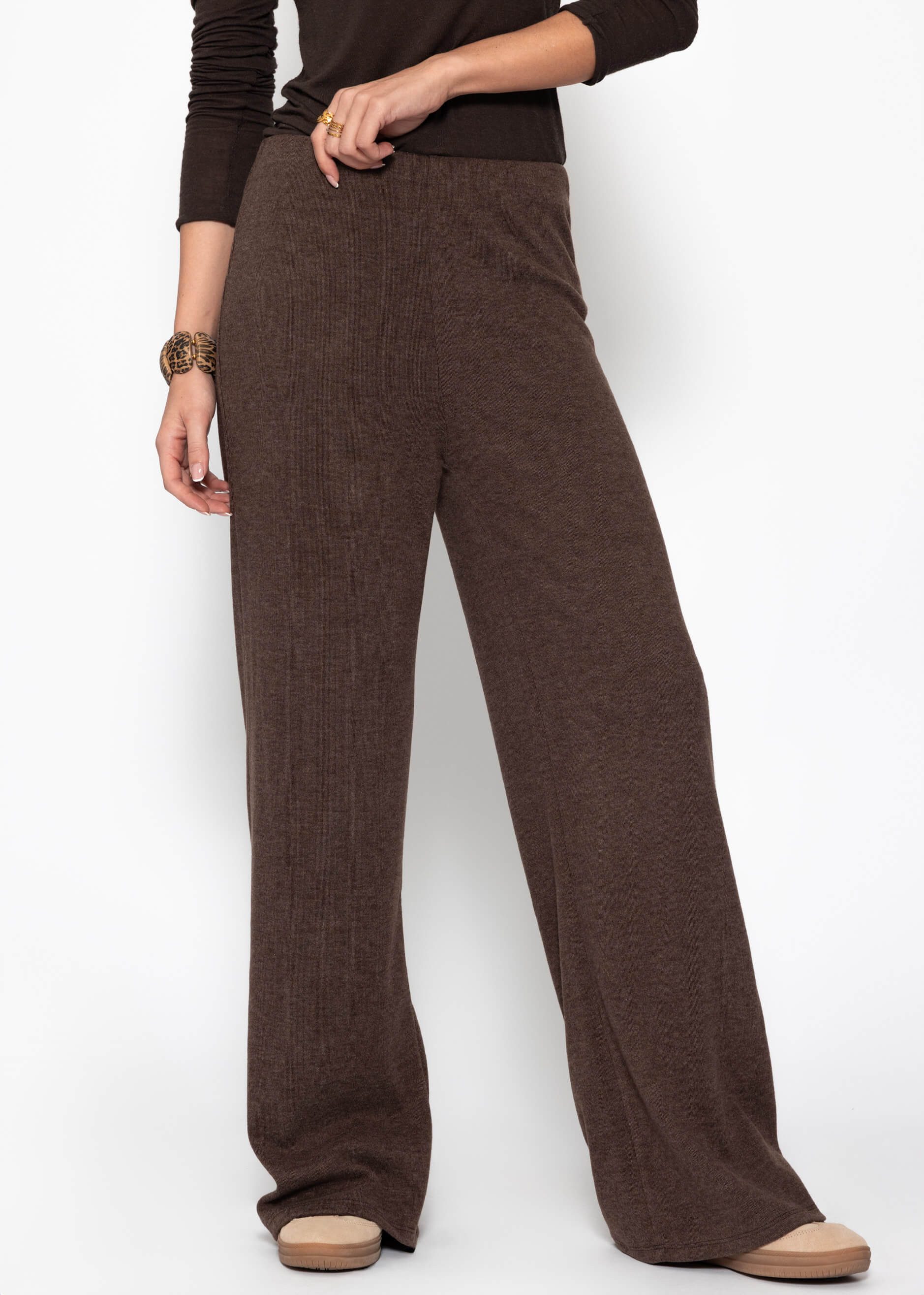 SASSYCLASSY Stoffhose Loungewear Hose mit geradem Bein für Damen Bequeme Stoffhose mit elastischem Bund Braun