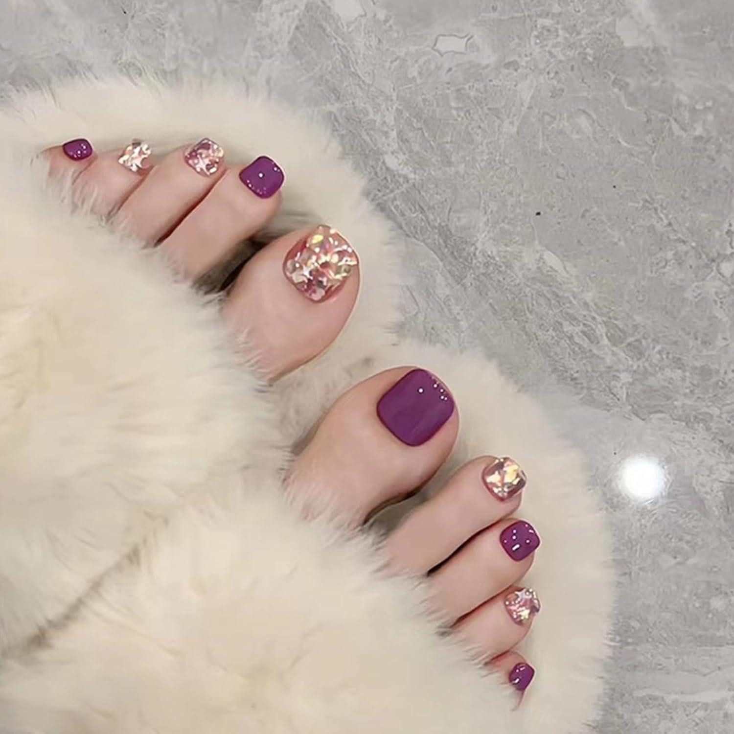 LuxusKollektion Nageldesign Zubehör 24er Set Kurze Lila Fußnägel zum Aufkleben - Glänzende Künstliche