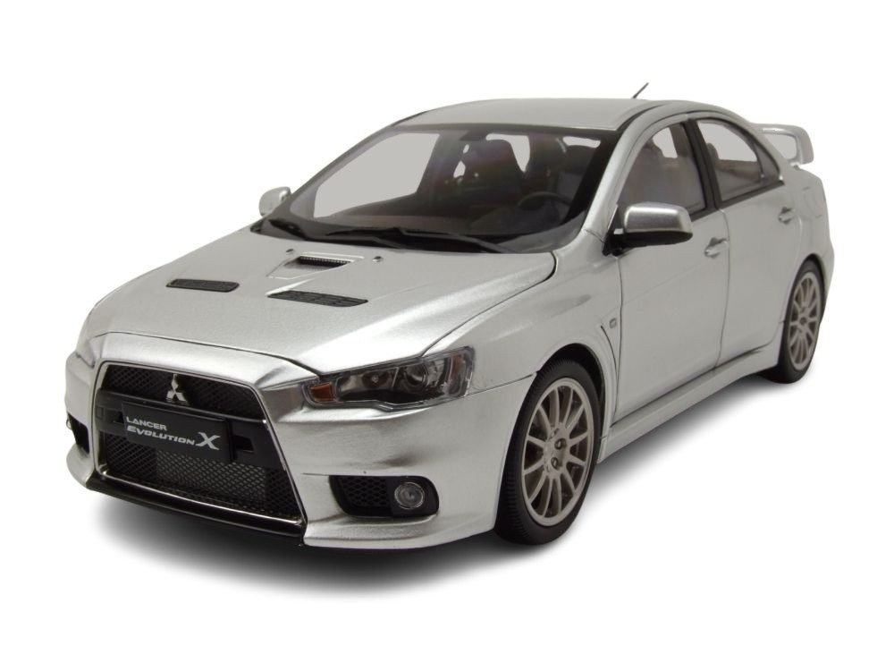 Sun Star Modellauto Mitsubishi Lancer Evo X silber, Maßstab 1:18