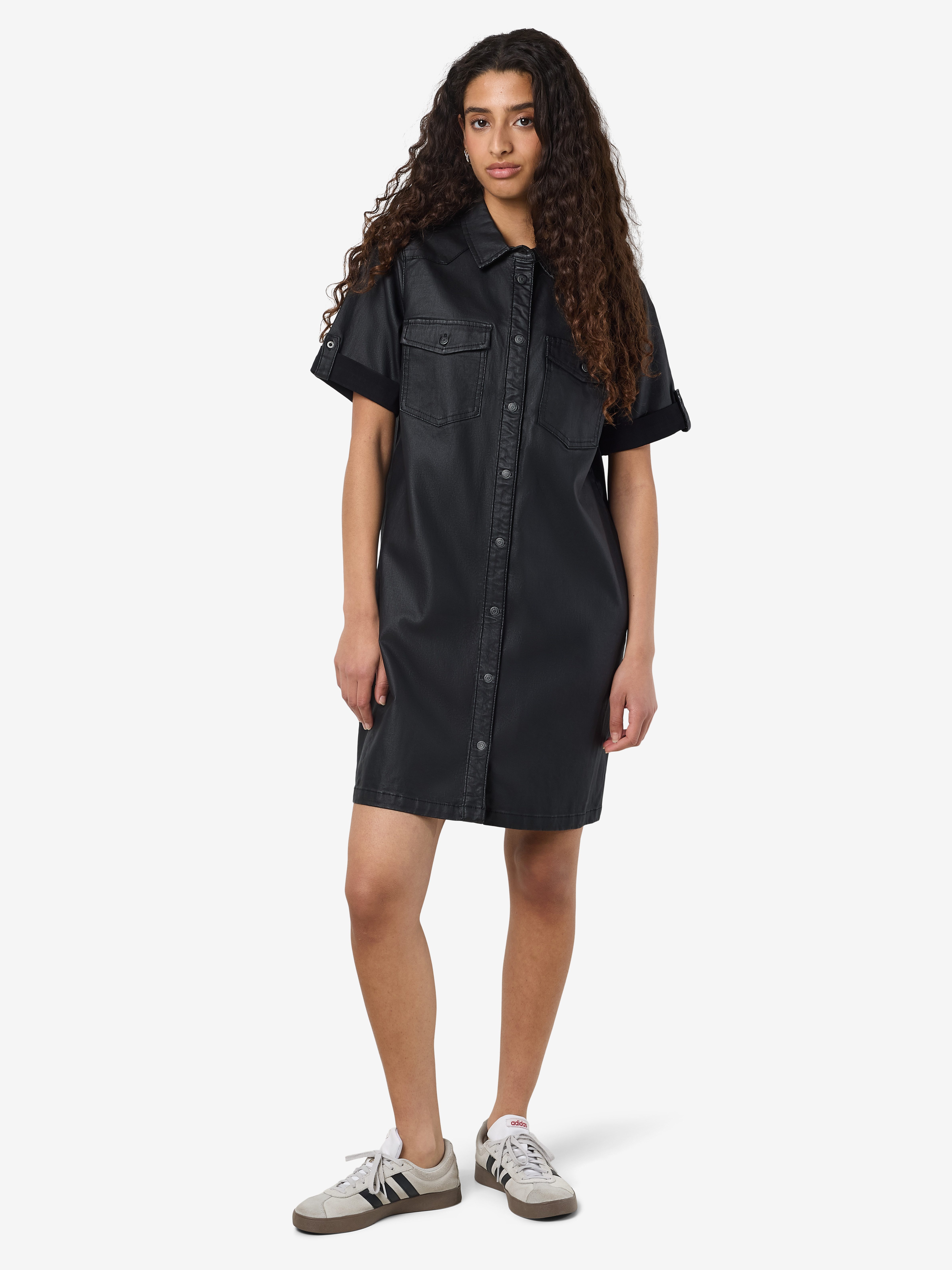 Noisy may Jeanskleid NMNEW SIGNE S/S COATED DENIM DRESS NOOS im Leder-Look günstig online kaufen