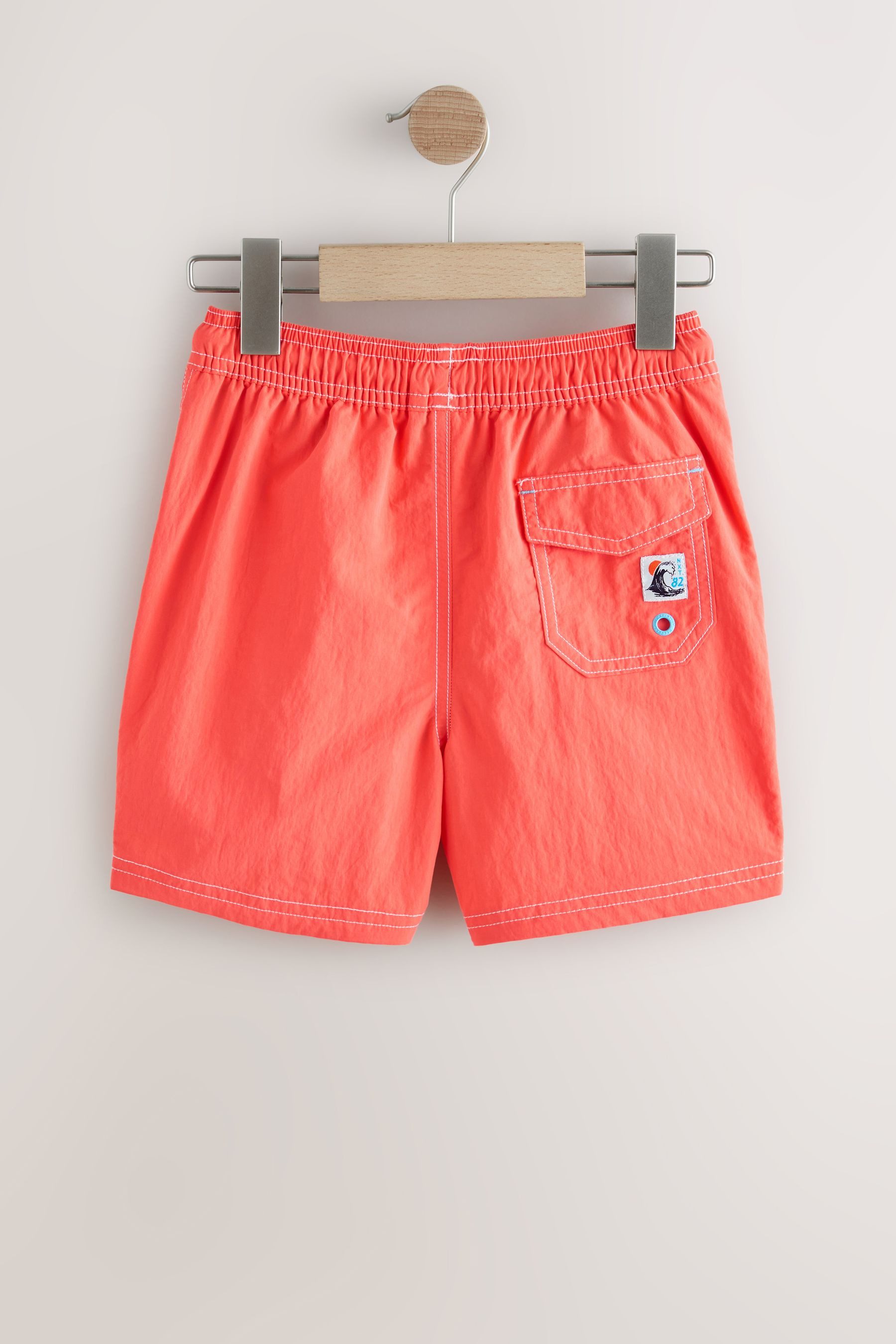 Next Badeshorts Badeshorts mit Kontrastnaht (1-St)