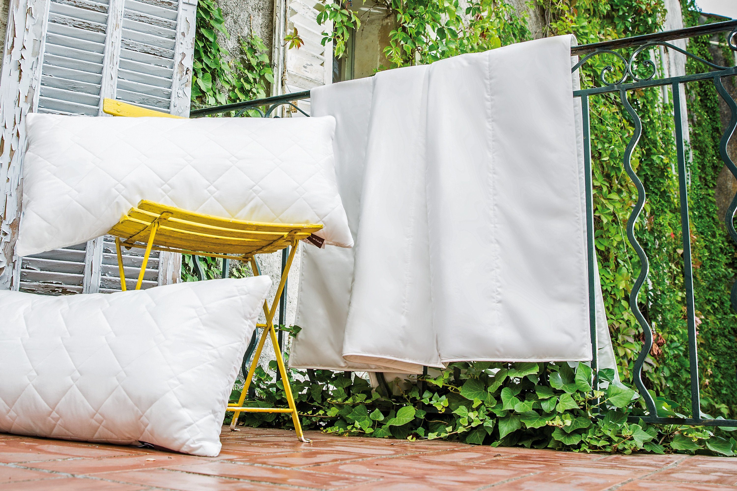 Centa-Star Microfaserbettdecke Royal extra leichte Sommerdecke, günstig online kaufen