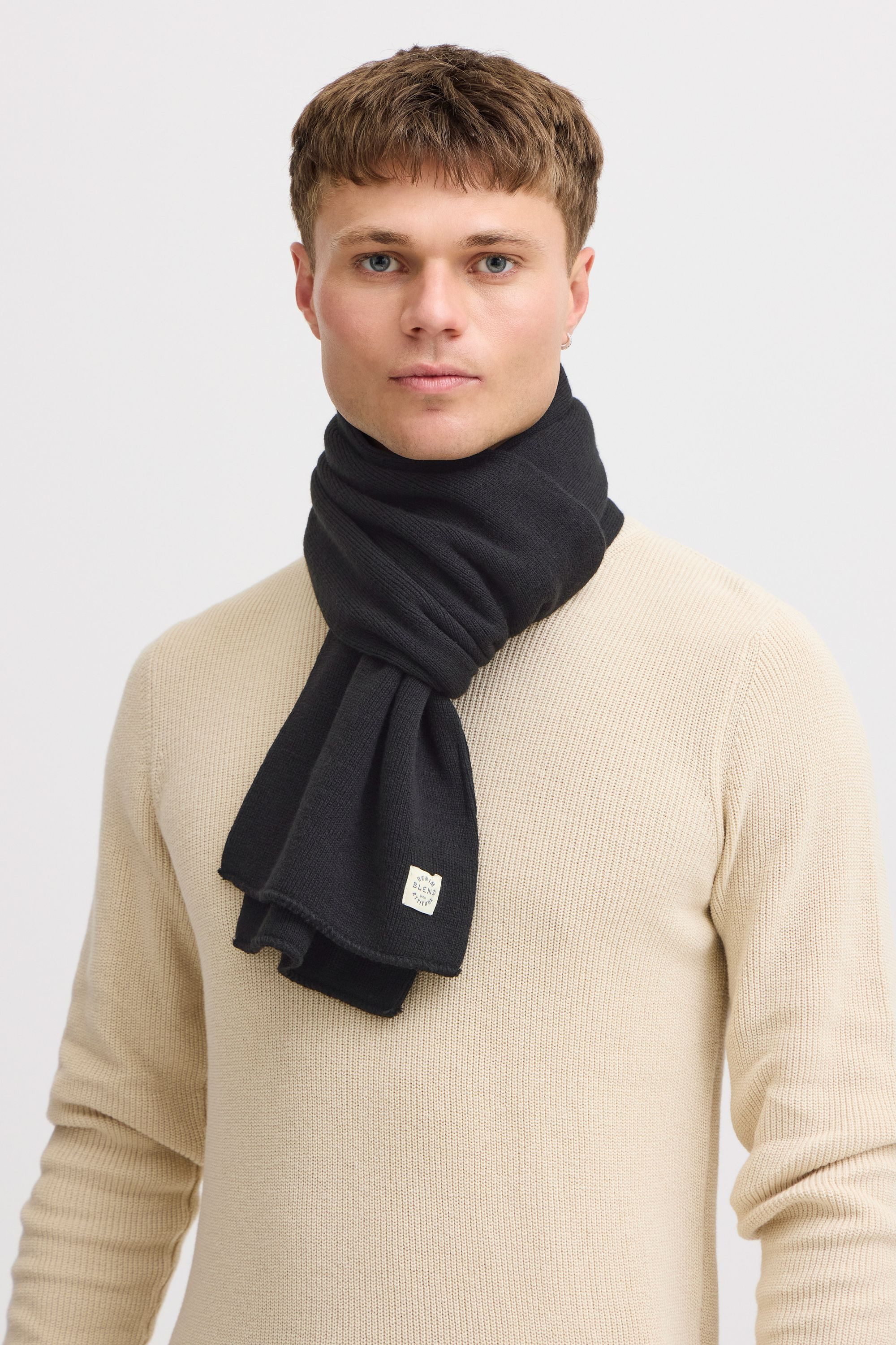 Blend Strickschal BHScar, Schal mit Logobadge günstig online kaufen