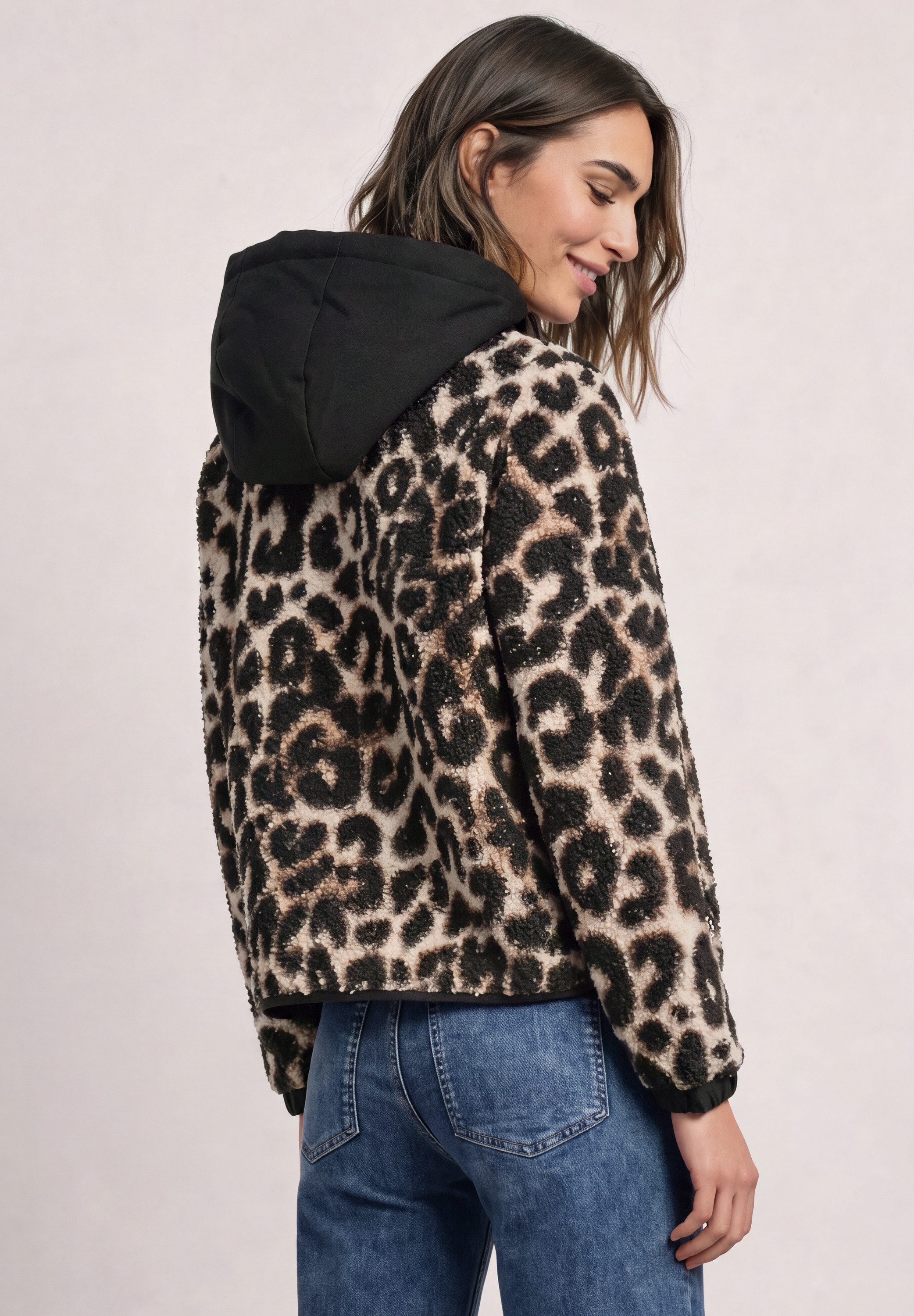 STREET ONE Fellimitatjacke mit abnehmbarer Kapuze – Bild 2 von 5