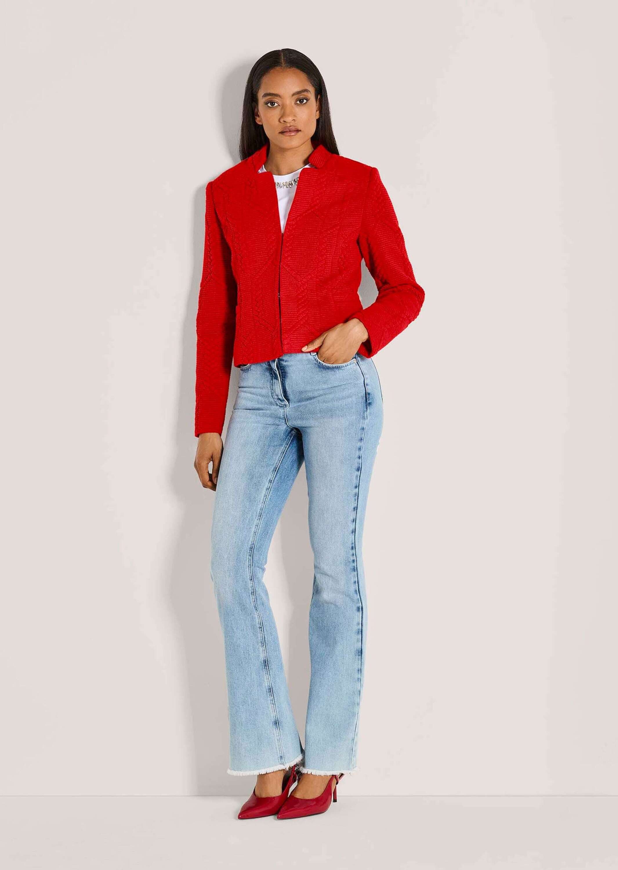 MADELEINE Kurzblazer Eleganter Jerseyblazer im Zopf-Design Blazer mit Stehkragen, Hakenverschluss und langen Ärmeln