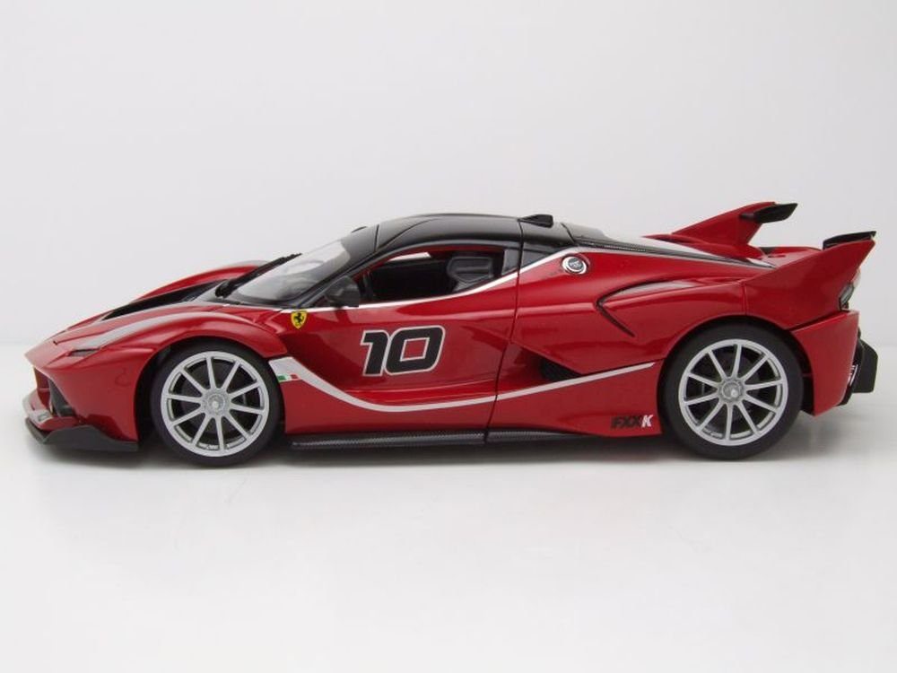 Bburago Modellauto Ferrari FXX K #10 2015 rot, Maßstab 1:18