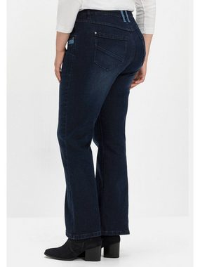 Sheego Bootcut-Jeans Große Größen mit Kontrastdetails an Bein und Tasche