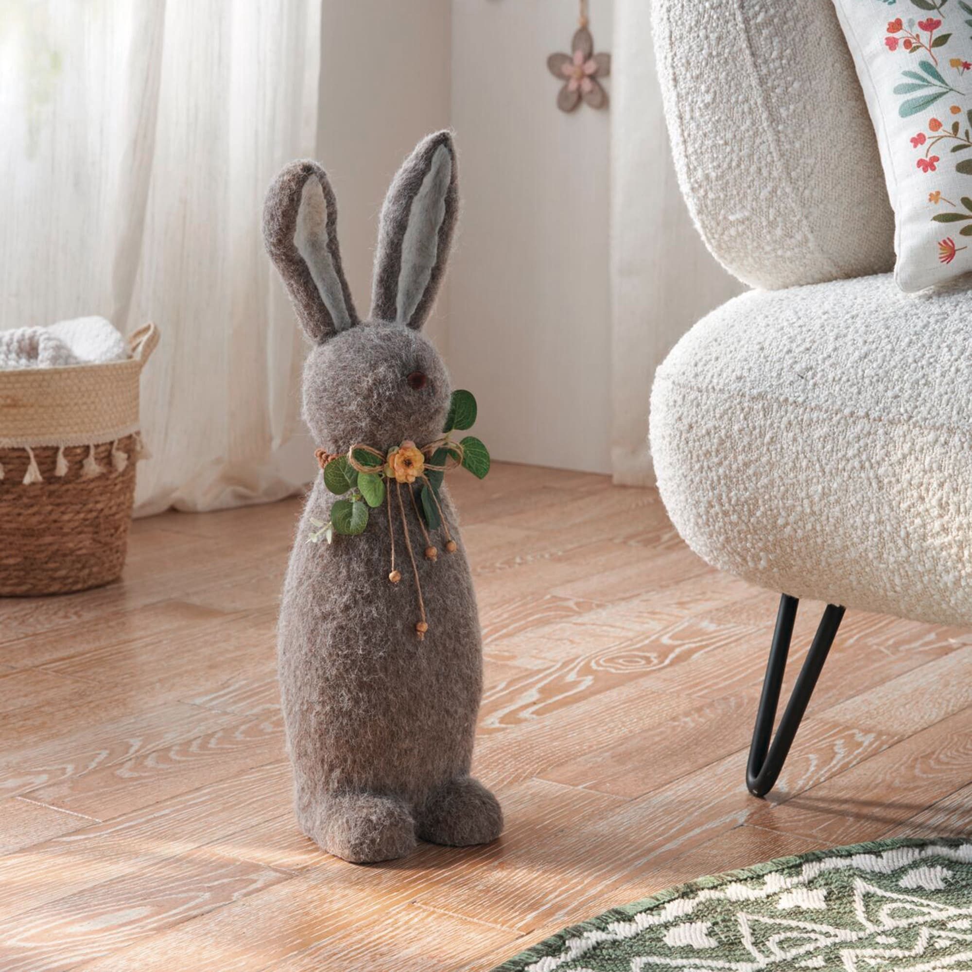 Dekoleidenschaft Osterhase "Filz" grau, 50 cm groß, Hasenfigur Deko, Osterdeko Figur, Osterfigur