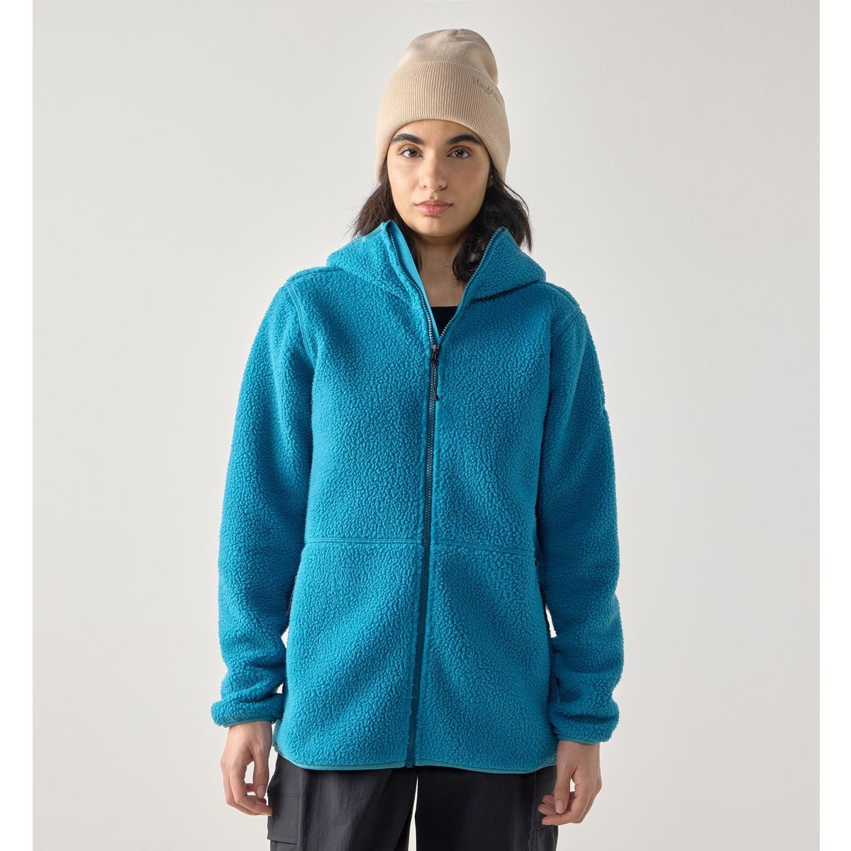 Haglöfs Fleecejacke Funäs Pile Hood Women Komfortable Damen-Kapuzenjacke aus isolierendem Fleece, ideal für