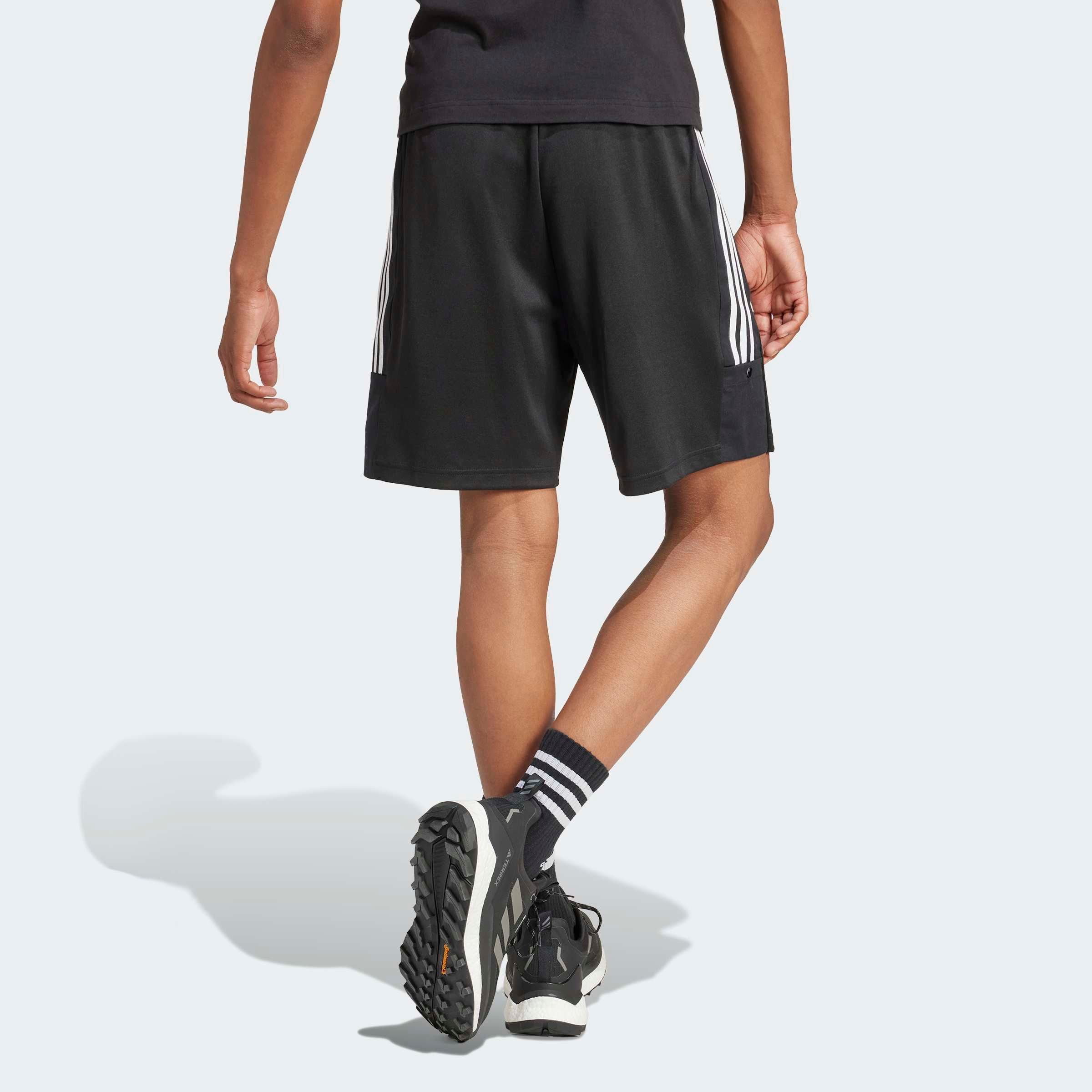 adidas Sportswear Shorts M TIRO SHO Q1 (1-tlg) Trainingsshorts mit Logo, Dr günstig online kaufen