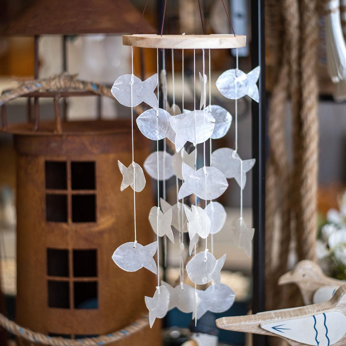 Viana Bastelnaturmaterial Capiz Muschel Windspiel Fisch-Mobile günstig online kaufen