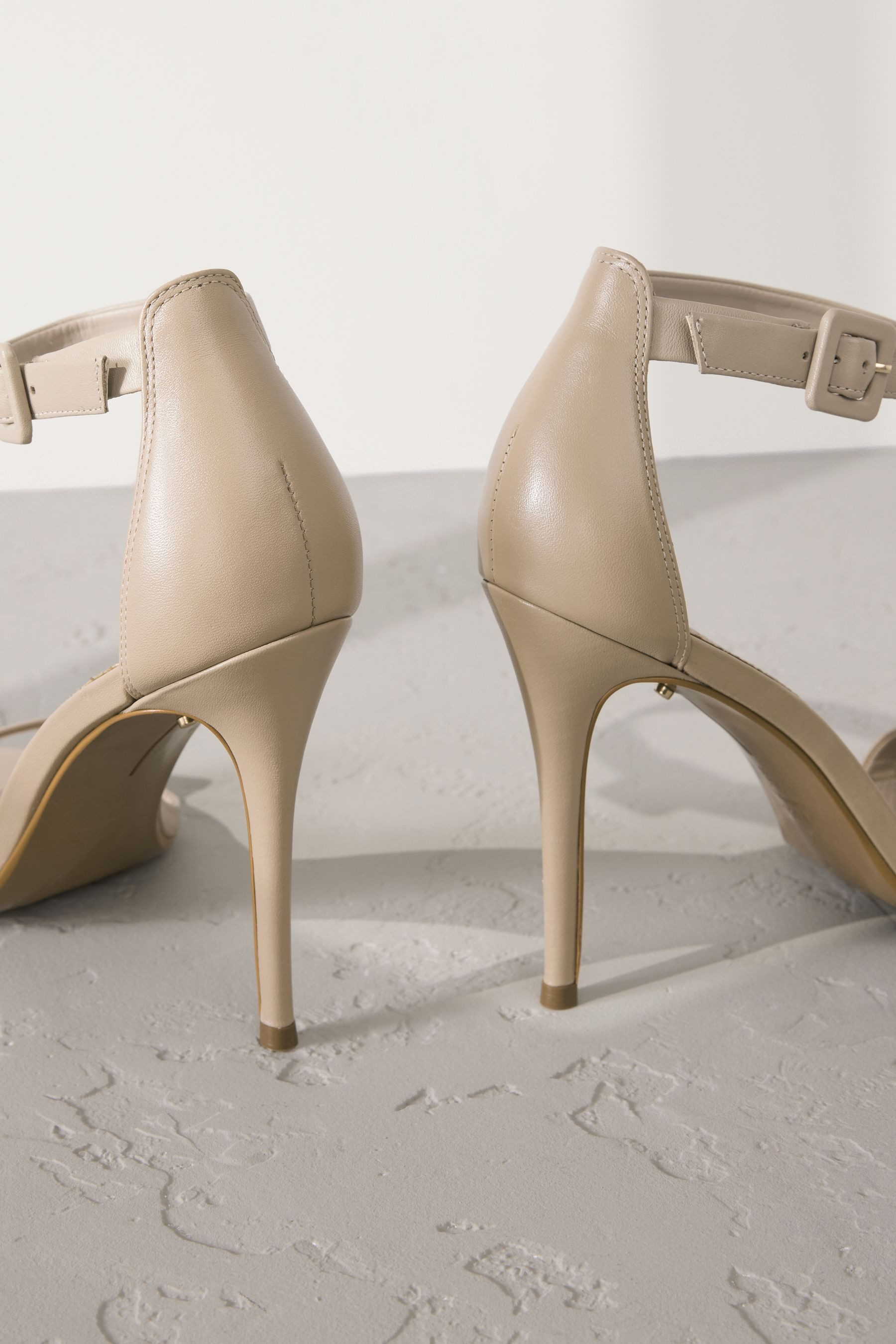 Next Signature runde hohe Sandalen aus günstig online kaufen