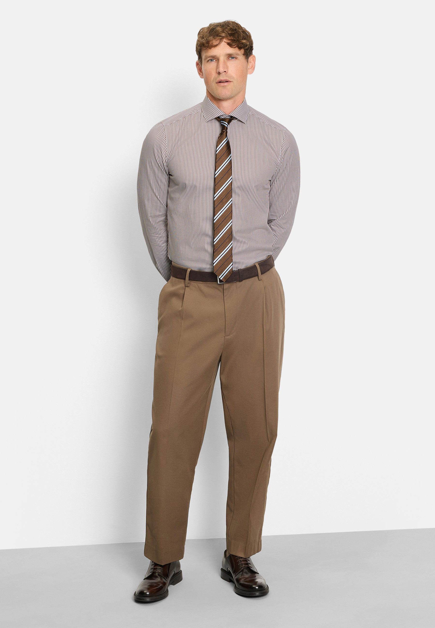 OLYMP Businesshemd OLYMP Level Five, body fit, Royal Kent