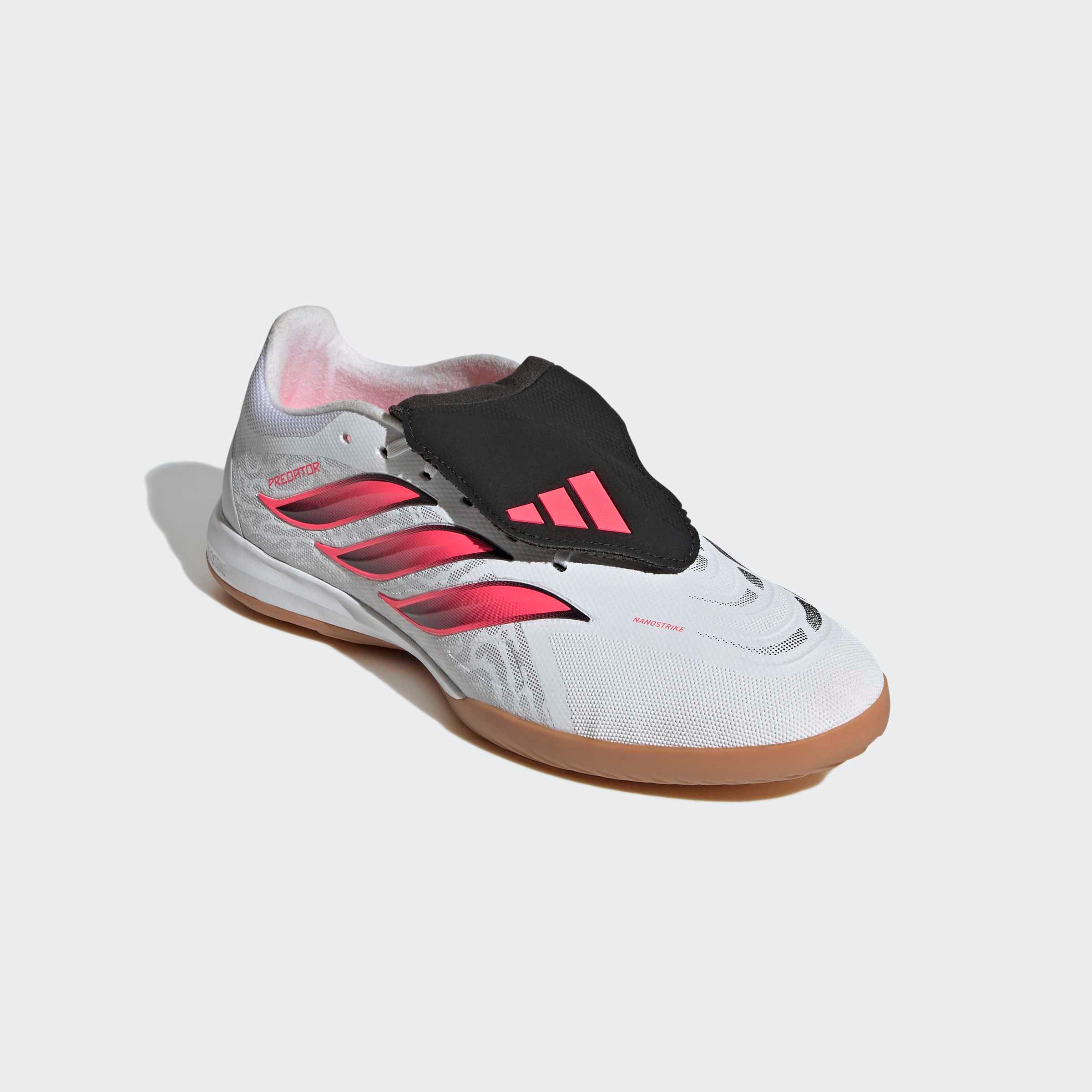 adidas Performance PREDATOR LEAGUE, HALLE, UMSCHLAGBARE ZUNGE Fußballschuh für Hallenboden