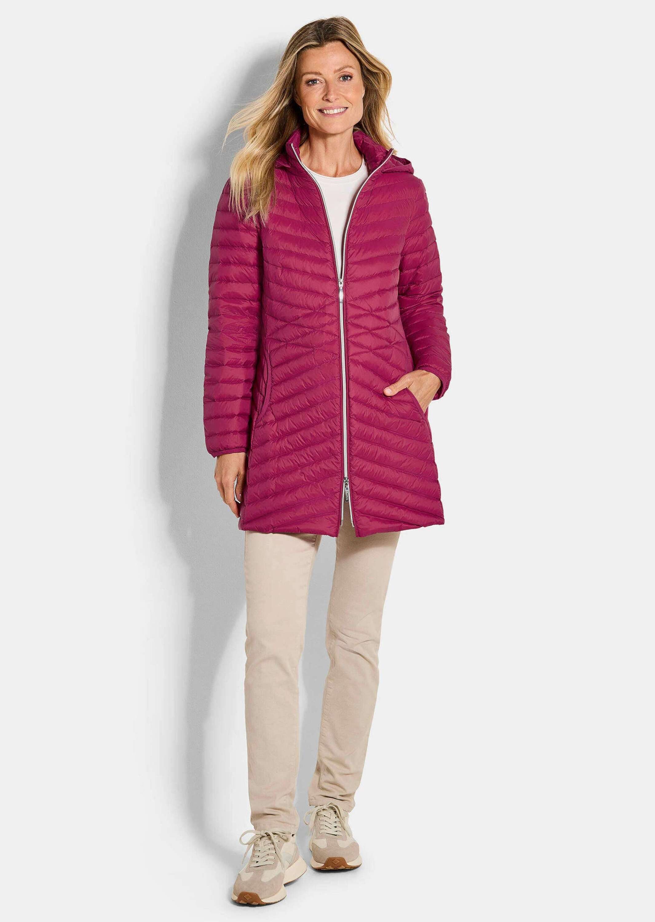 GOLDNER Winterjacke Gefütterter langer Mantel mit Kapuze Wintermantel in femininer Steppung mit Stehkragen und Taschen
