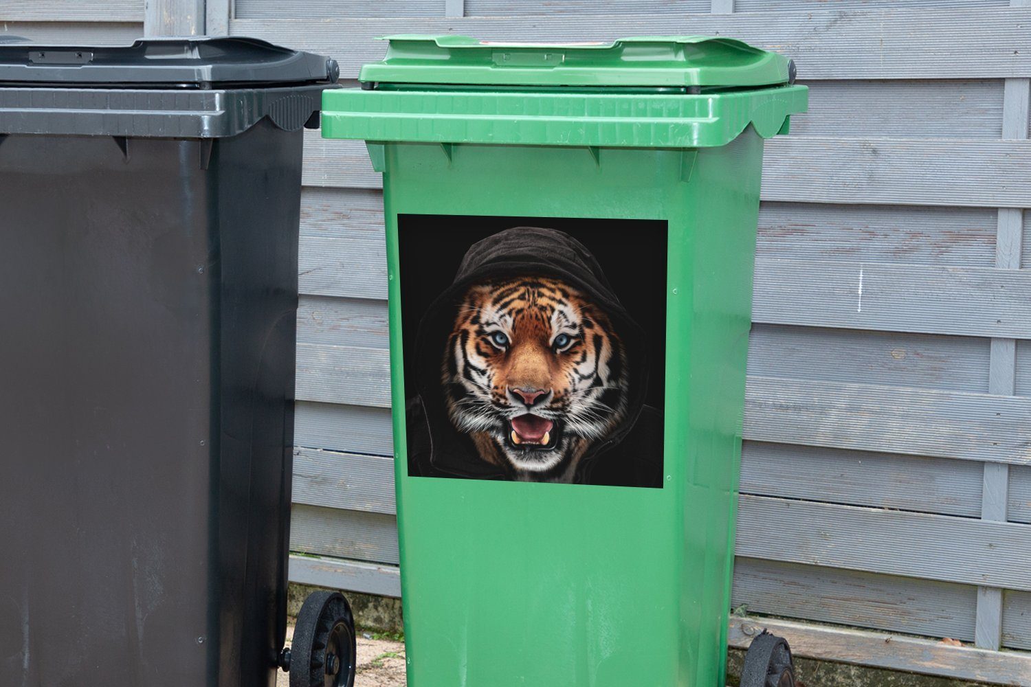 MuchoWow Wandsticker Tiger St), Abfalbehälter Kleidung Mülltonne, Sticker, Blau Mülleimer-aufkleber, Container, - - (1