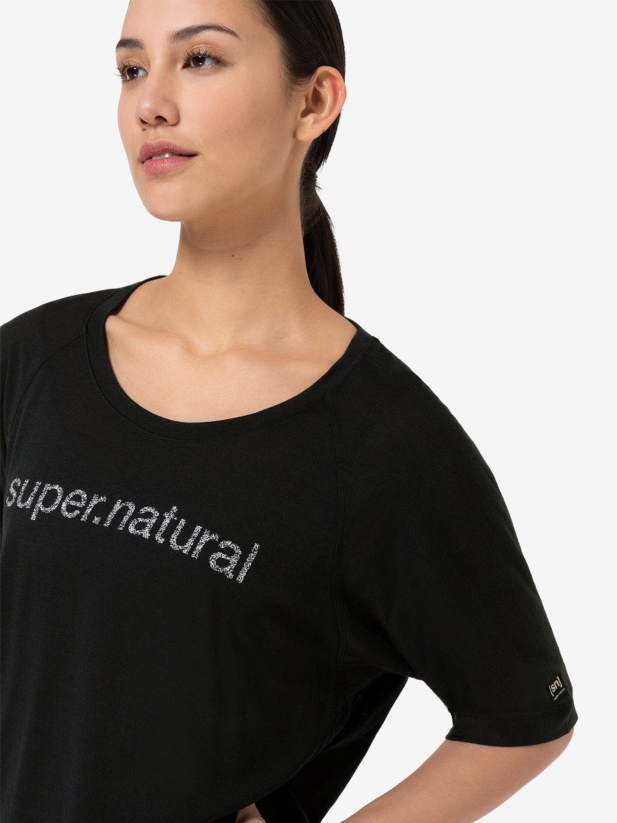 SUPER.NATURAL Print-Shirt für Damen aus Merino W LIQUID FLOW TEE hoch geschnitten und leichtes Material