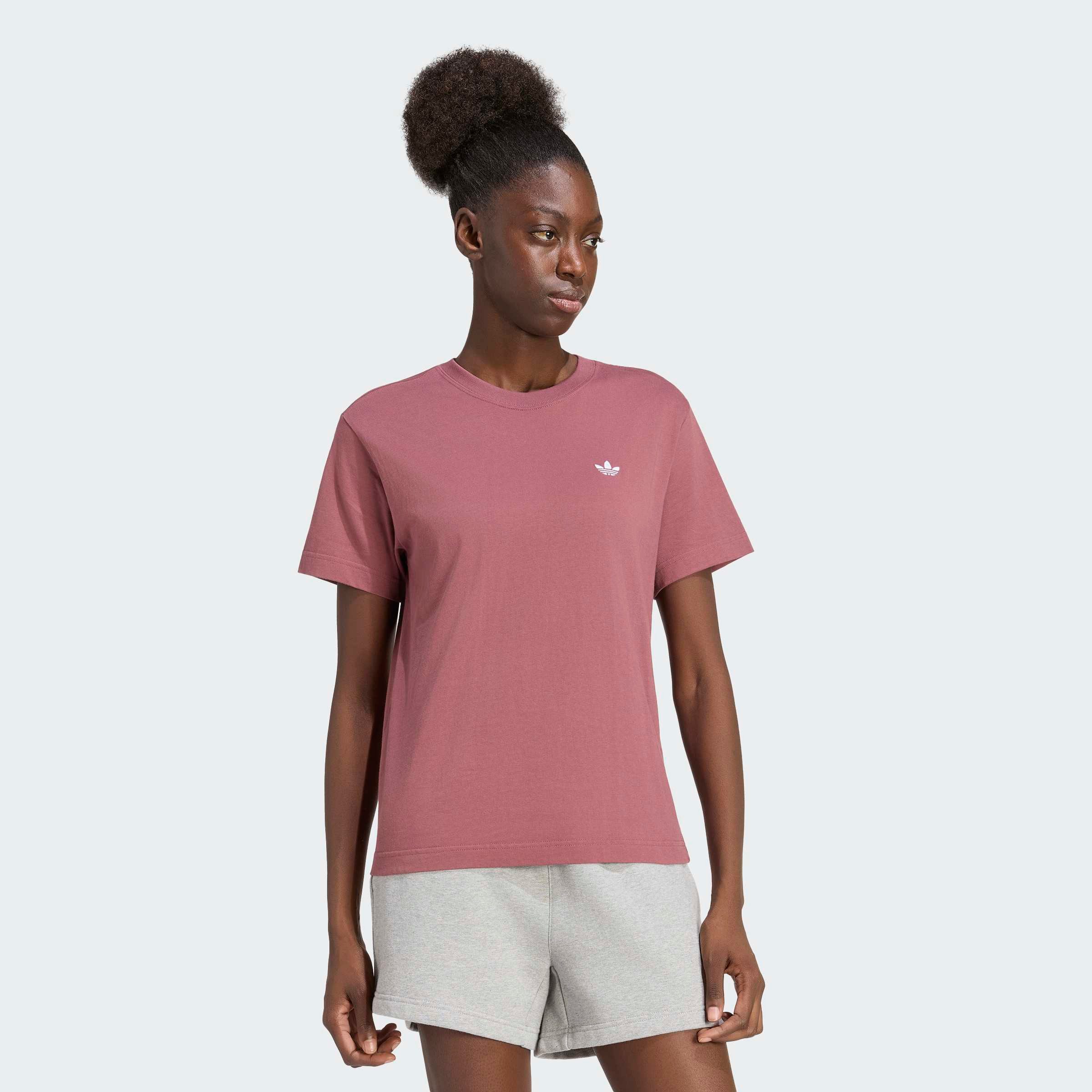 T-Shirt ESSENTIALS, REGULÄR GESCHNITTEN